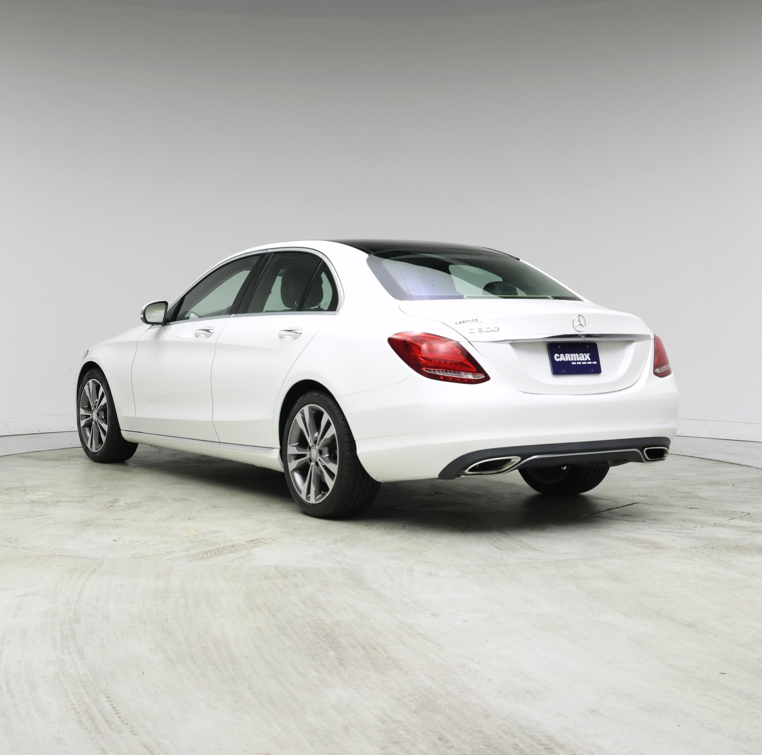 Thumbnail: 2016 Mercedes-Benz C-Class - 2