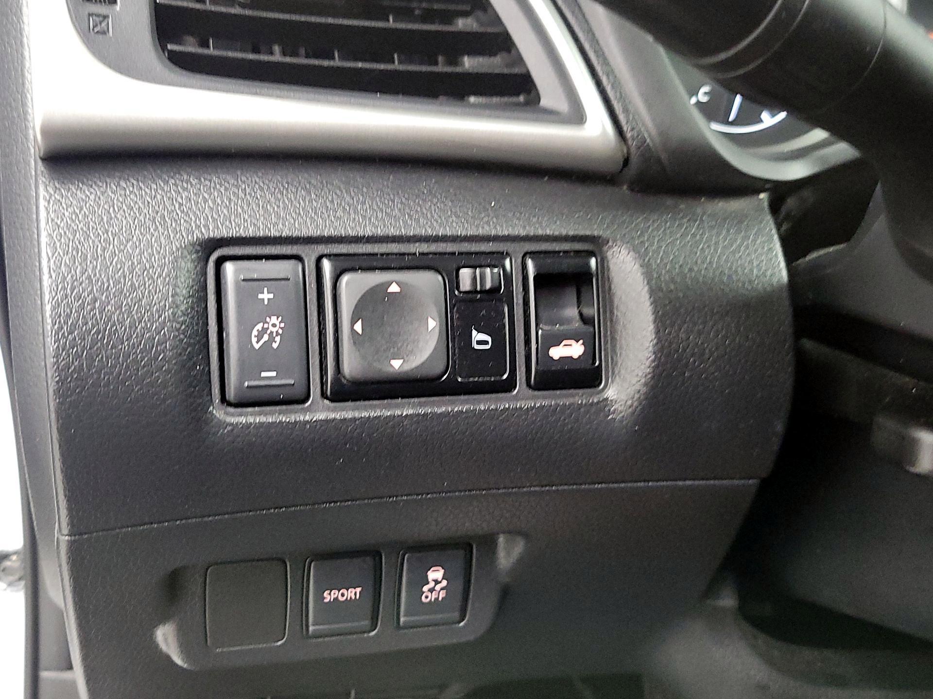 Thumbnail: 2019 Nissan Sentra - 13