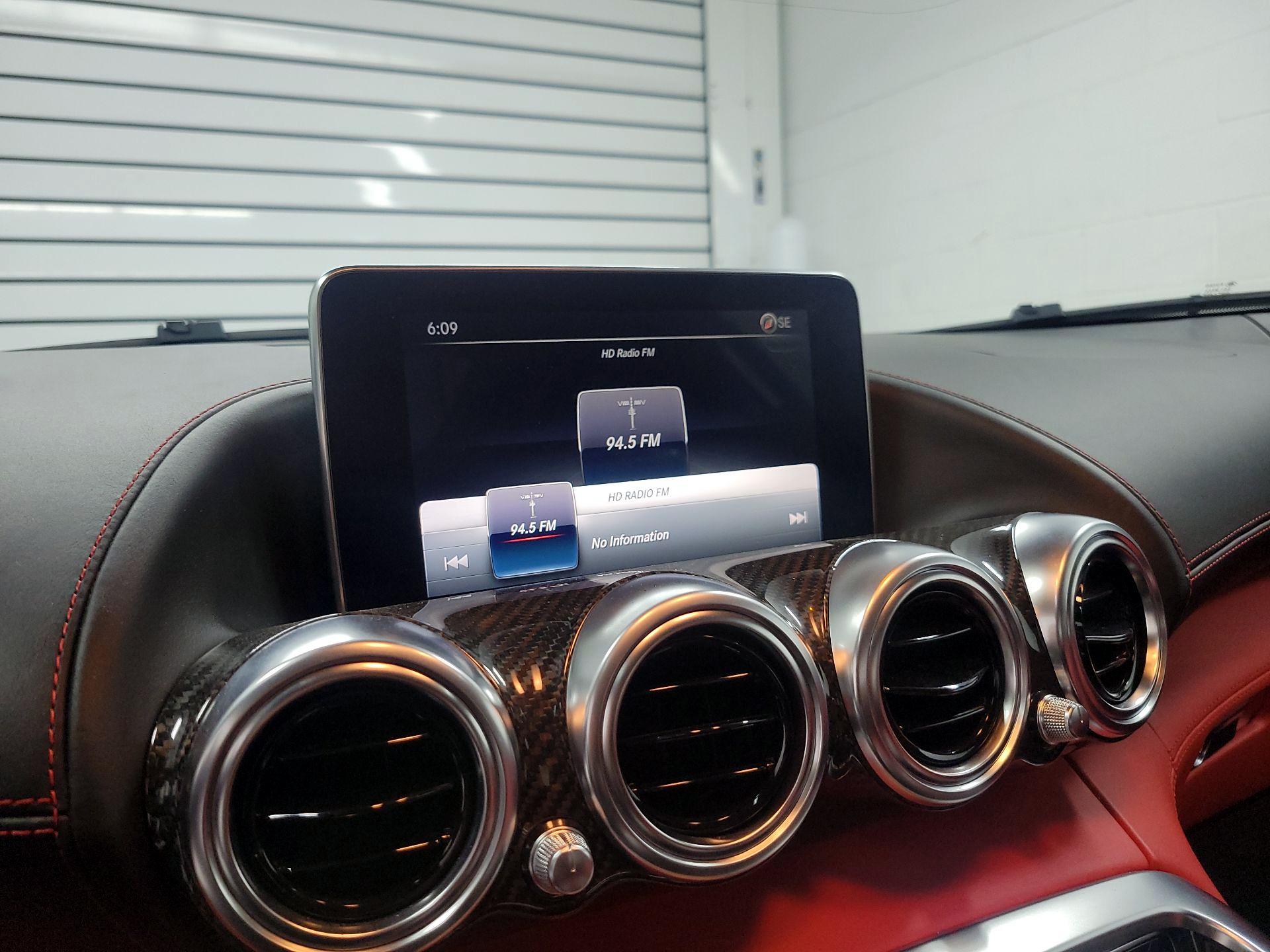 Thumbnail: 2016 Mercedes-Benz AMG GT - 15