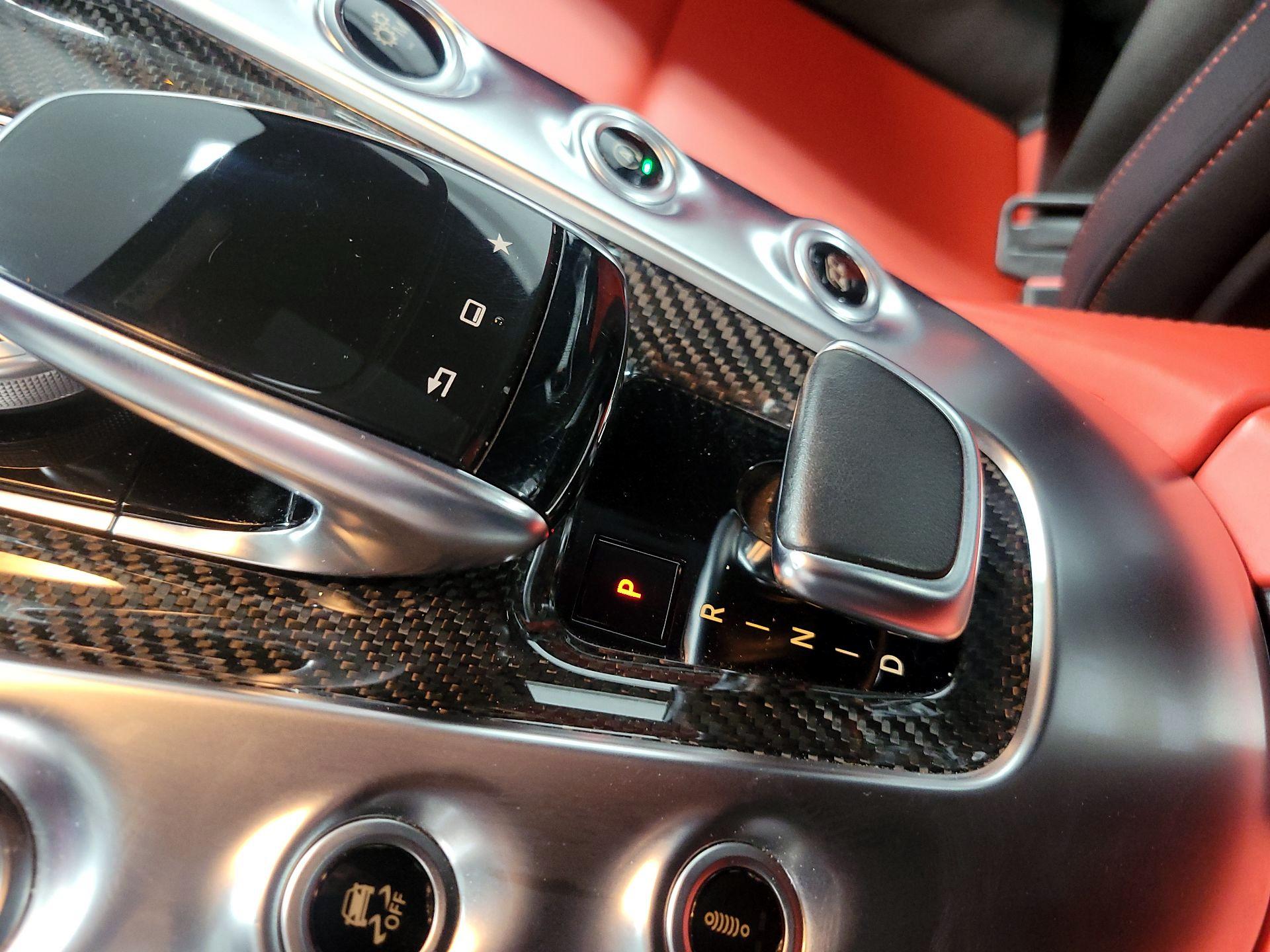 Thumbnail: 2016 Mercedes-Benz AMG GT - 17