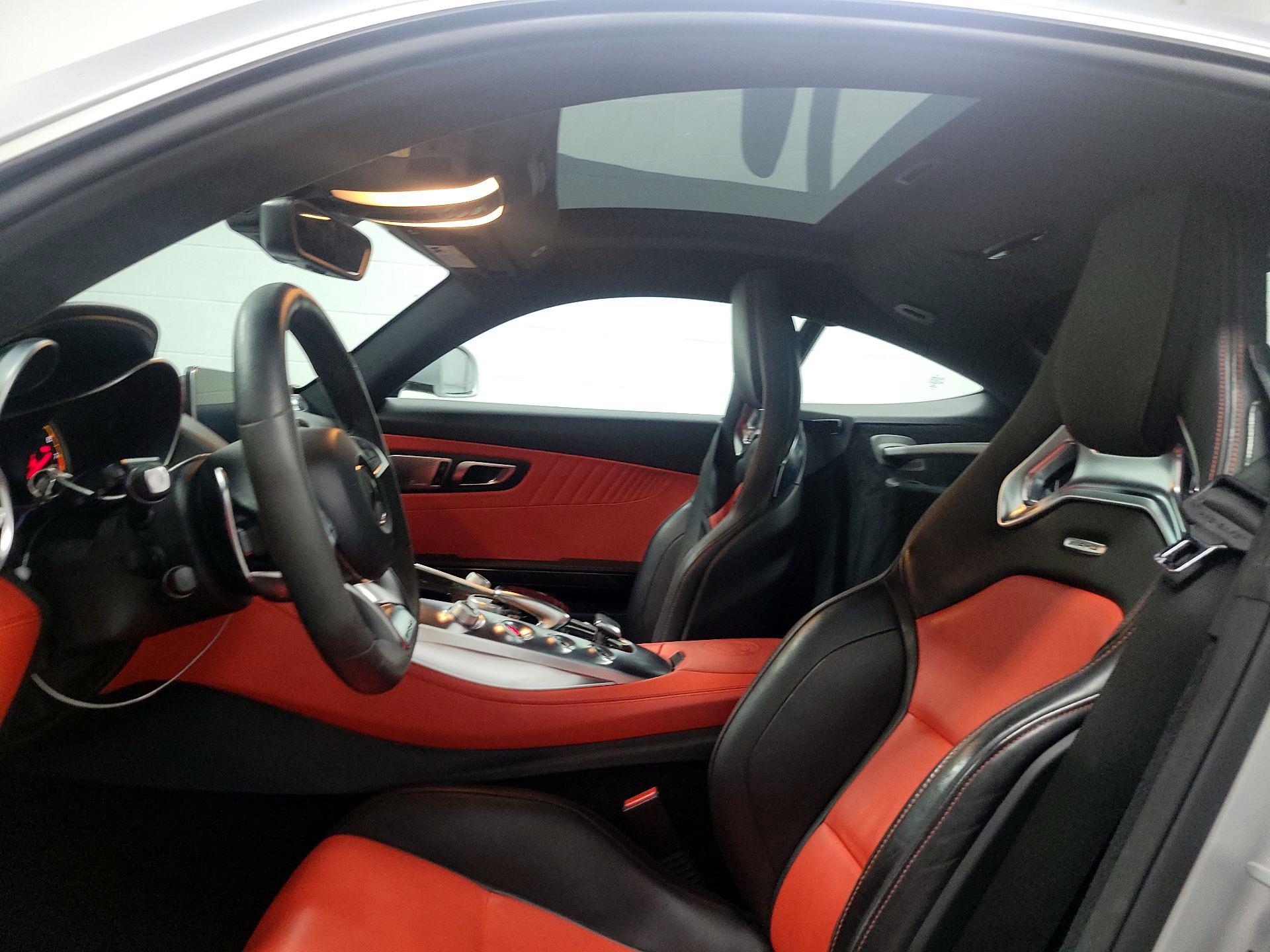 Thumbnail: 2016 Mercedes-Benz AMG GT - 18