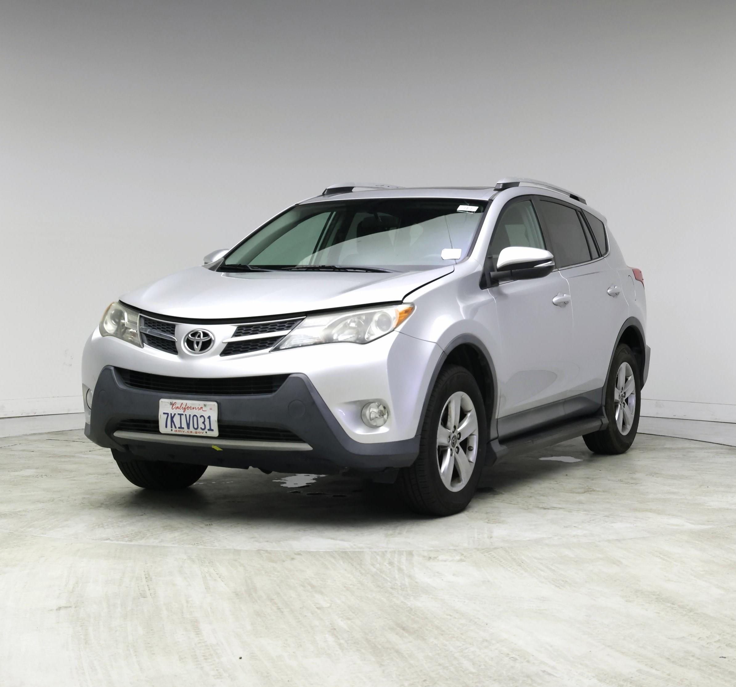 Thumbnail: 2015 Toyota RAV4 - 4