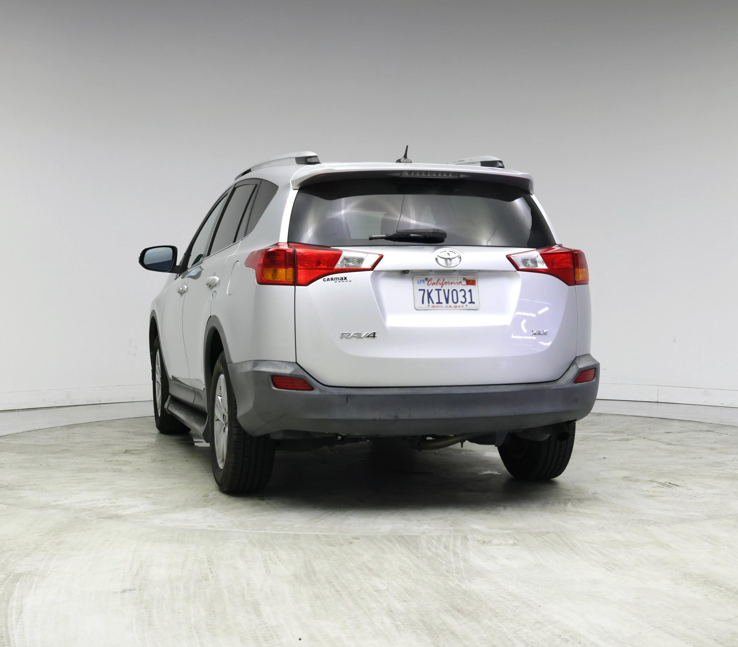 Thumbnail: 2015 Toyota RAV4 - 6
