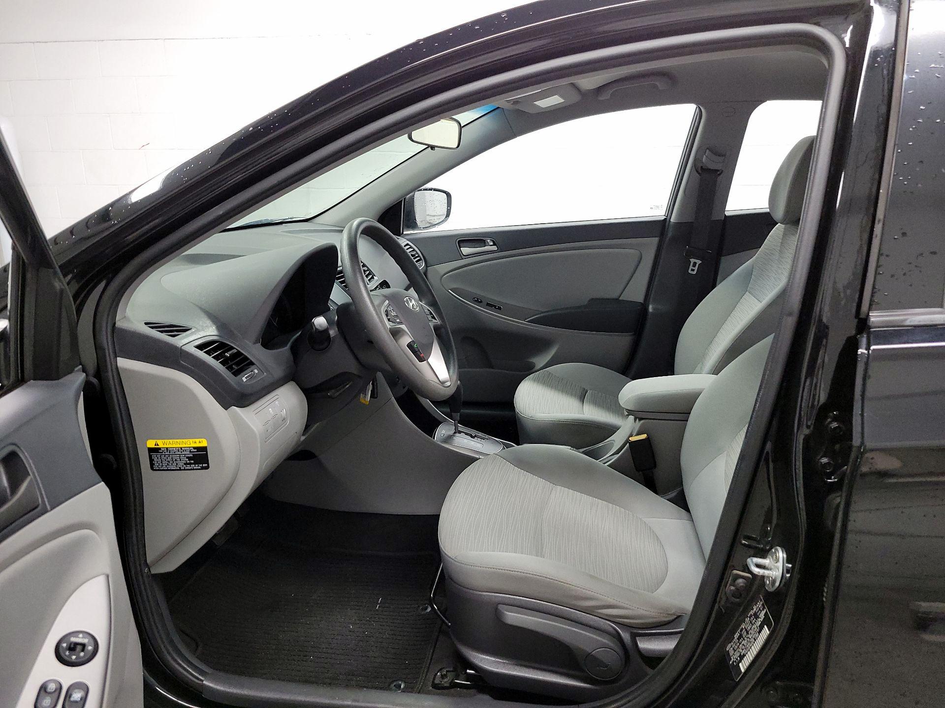 Thumbnail: 2016 Hyundai Accent - 11