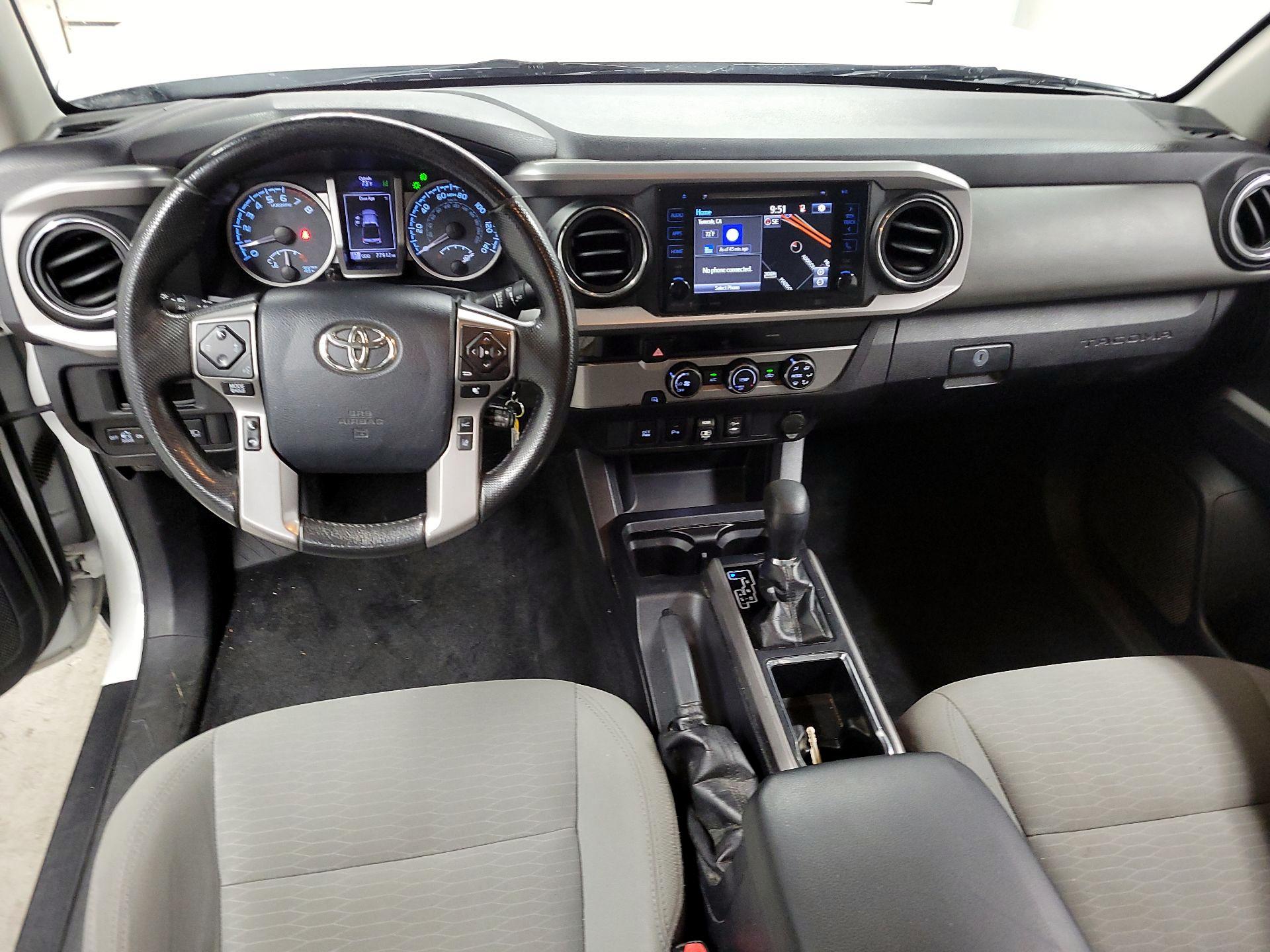 Thumbnail: 2018 Toyota Tacoma - 9