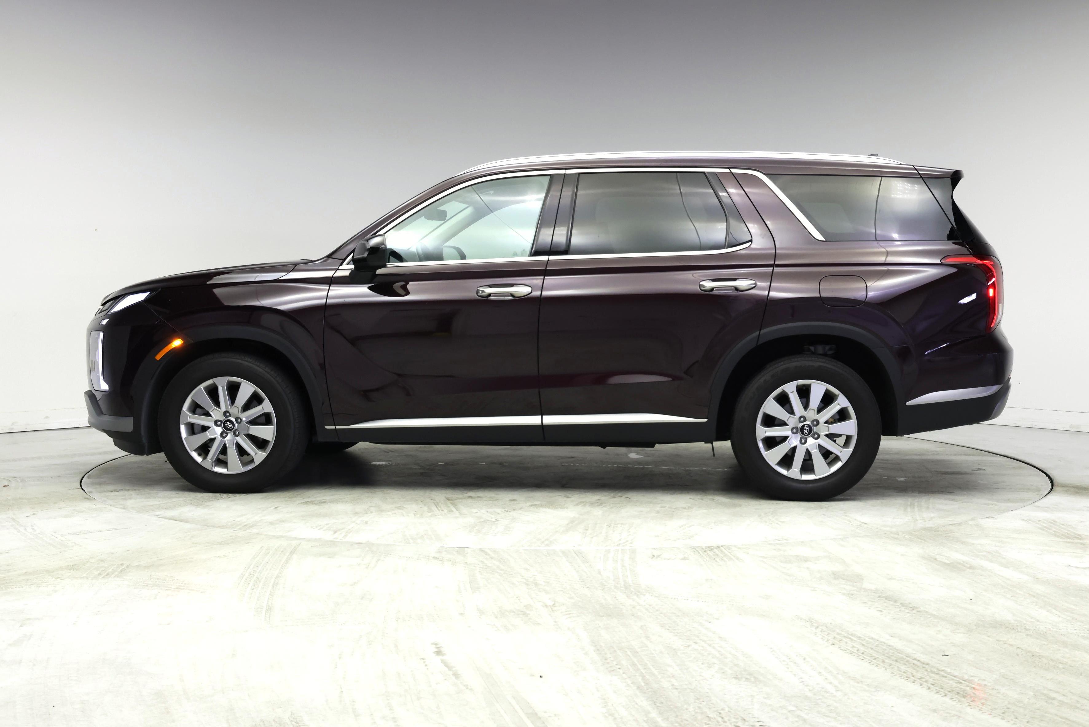 Thumbnail: 2023 Hyundai Palisade - 3