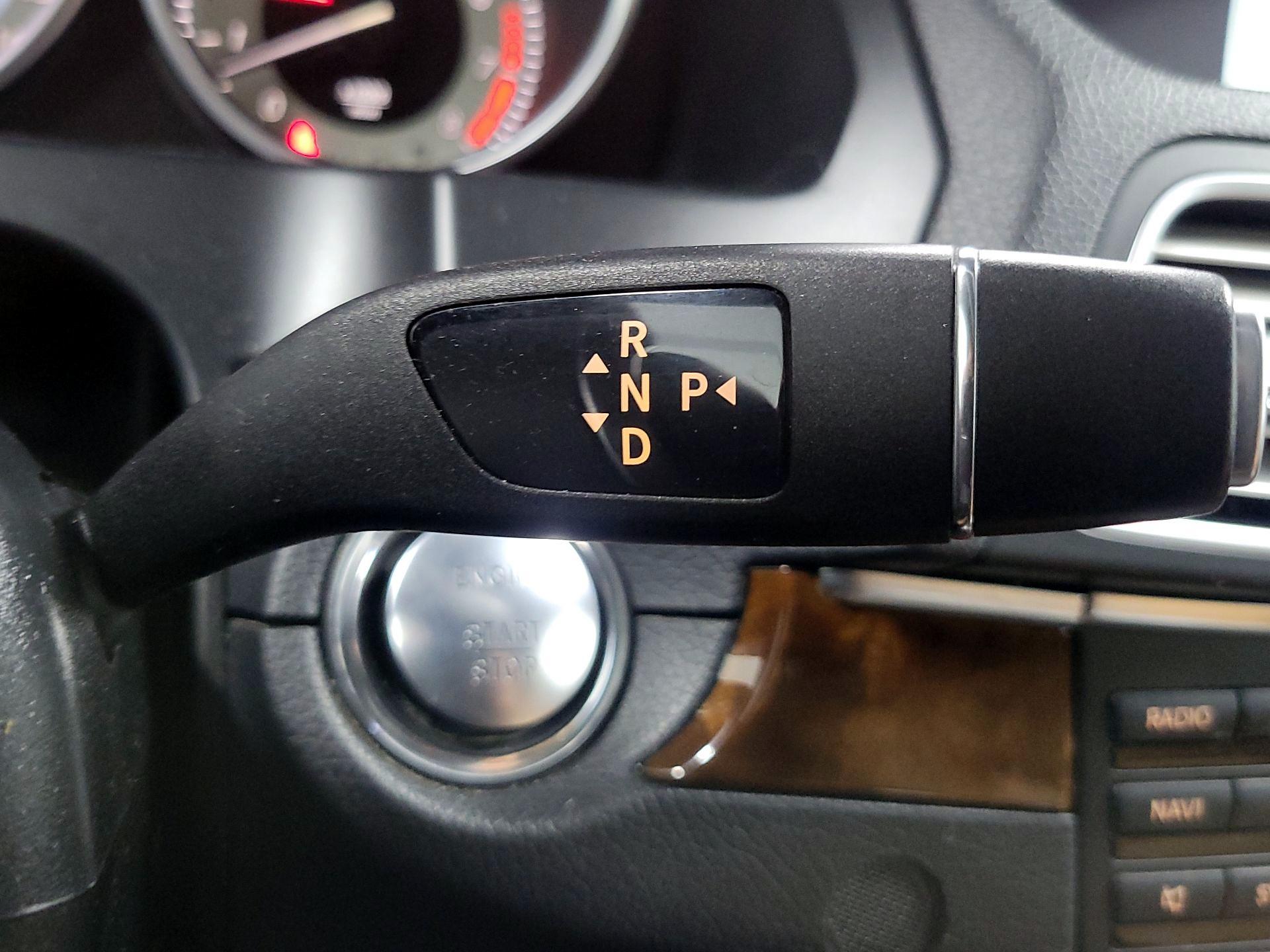 Thumbnail: 2015 Mercedes-Benz E-Class - 18