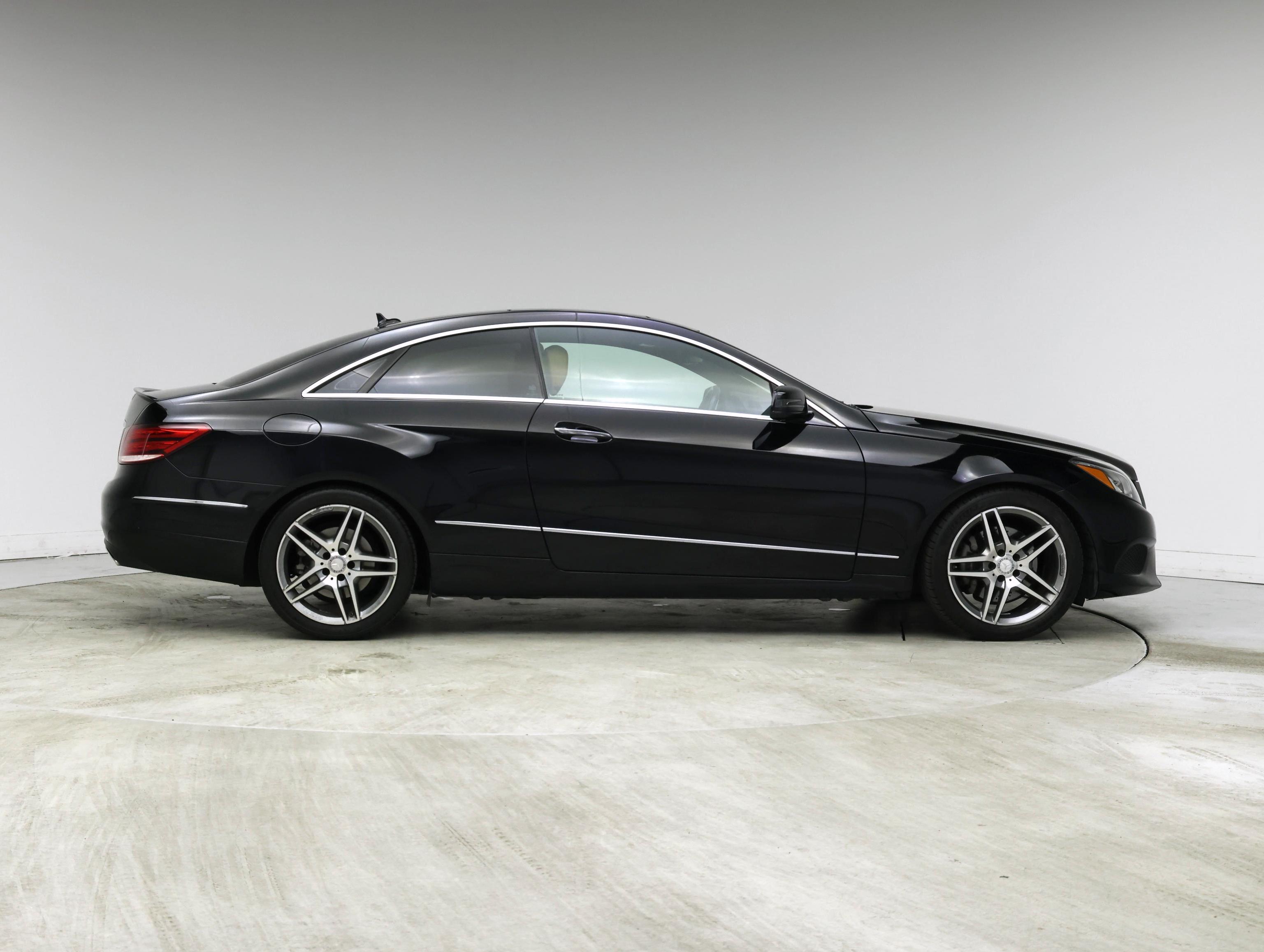 Thumbnail: 2015 Mercedes-Benz E-Class - 7