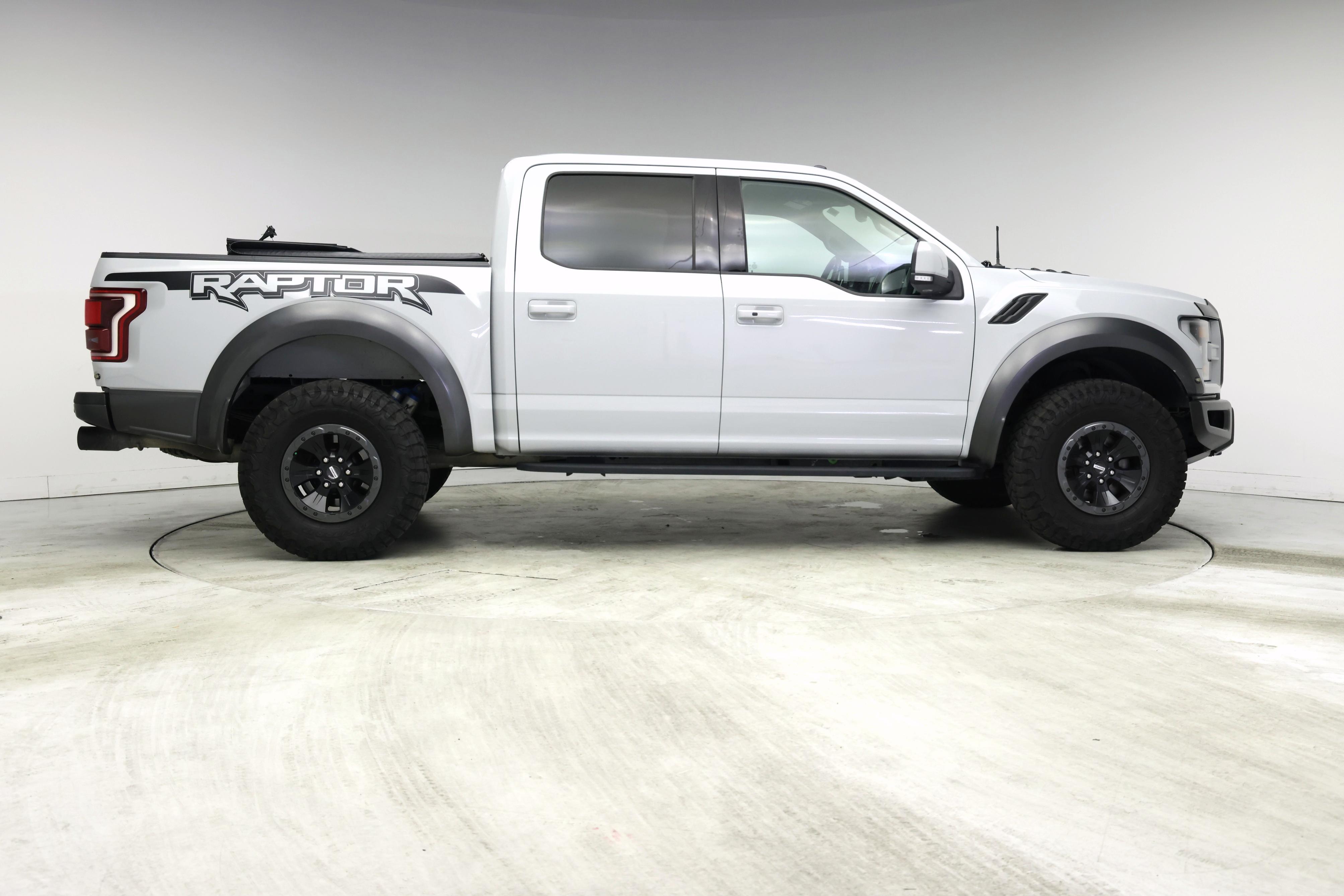 Thumbnail: 2017 Ford F-150 - 7