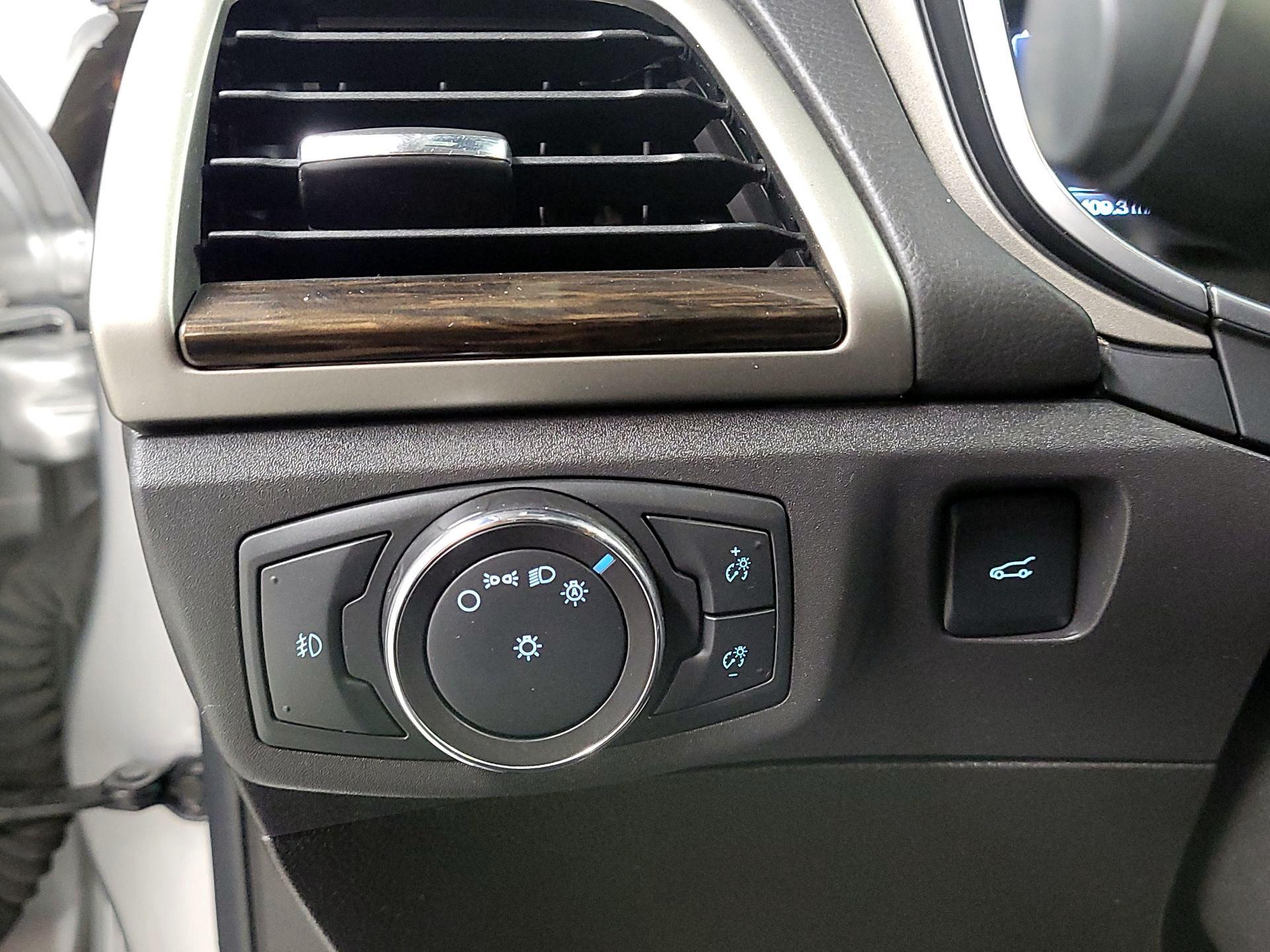 Thumbnail: 2014 Ford Fusion - 13