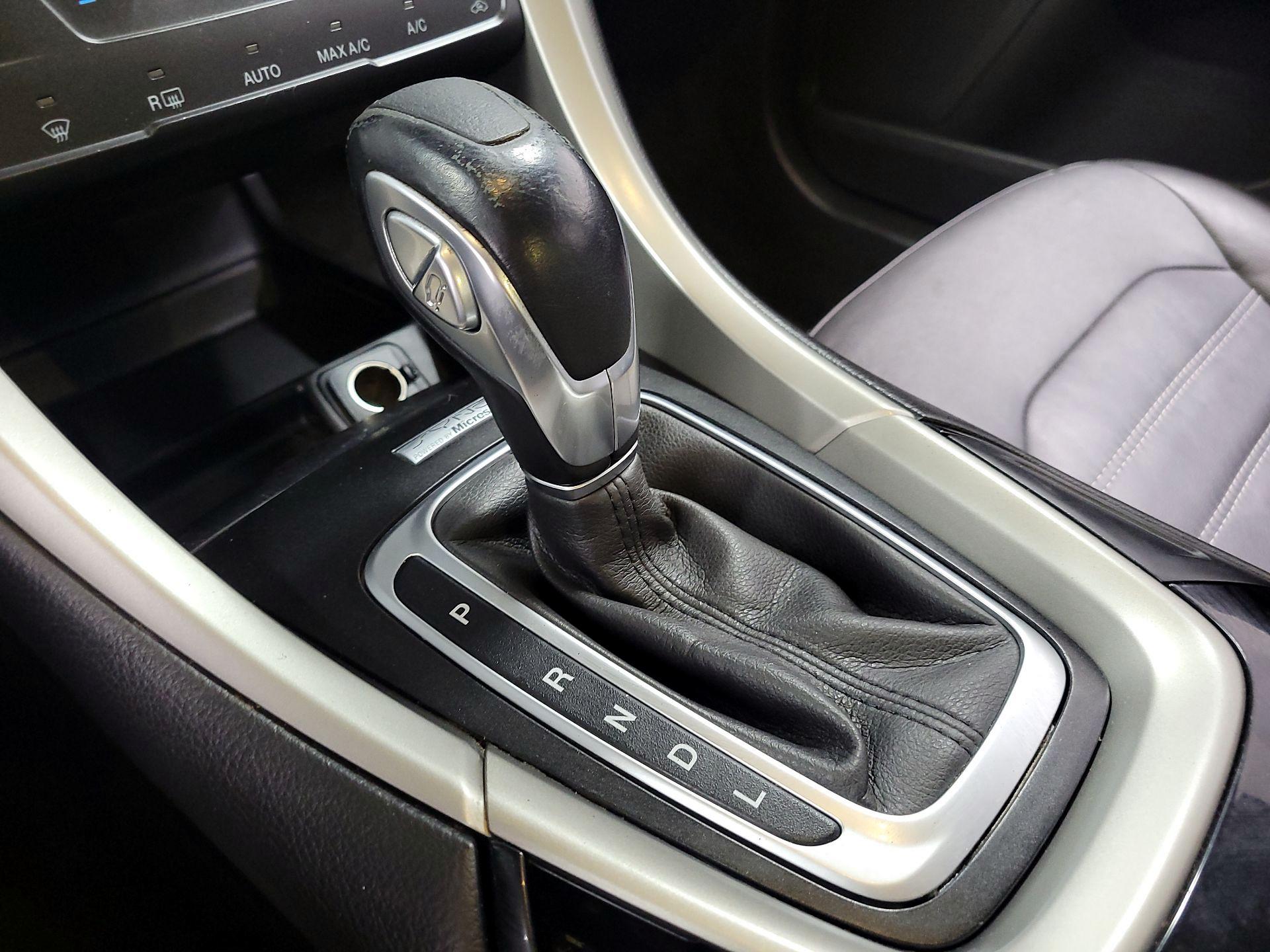 Thumbnail: 2014 Ford Fusion - 17