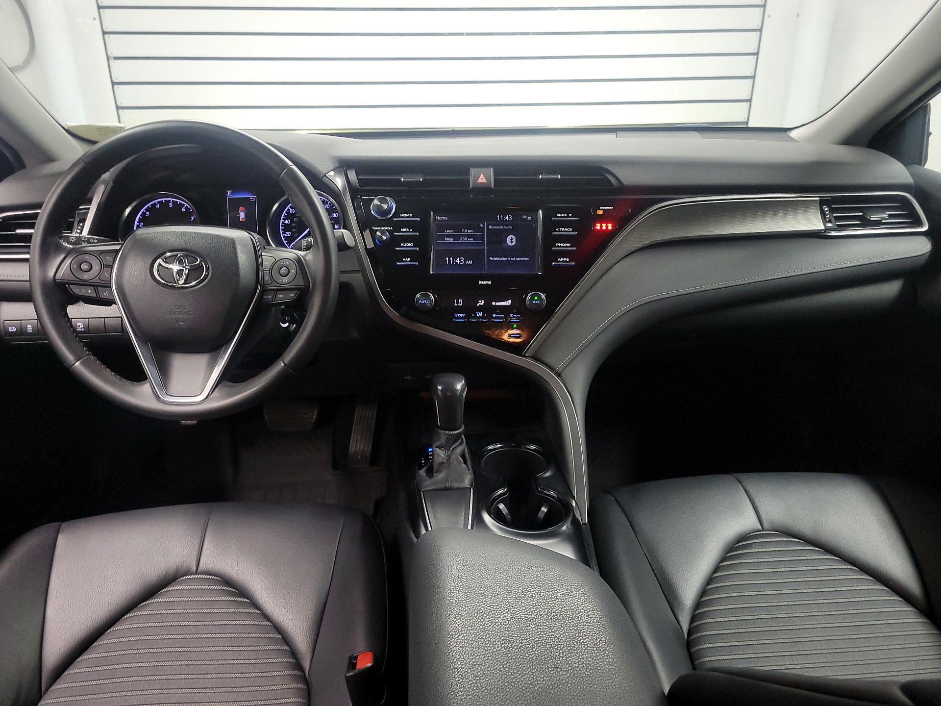 Thumbnail: 2020 Toyota Camry - 9