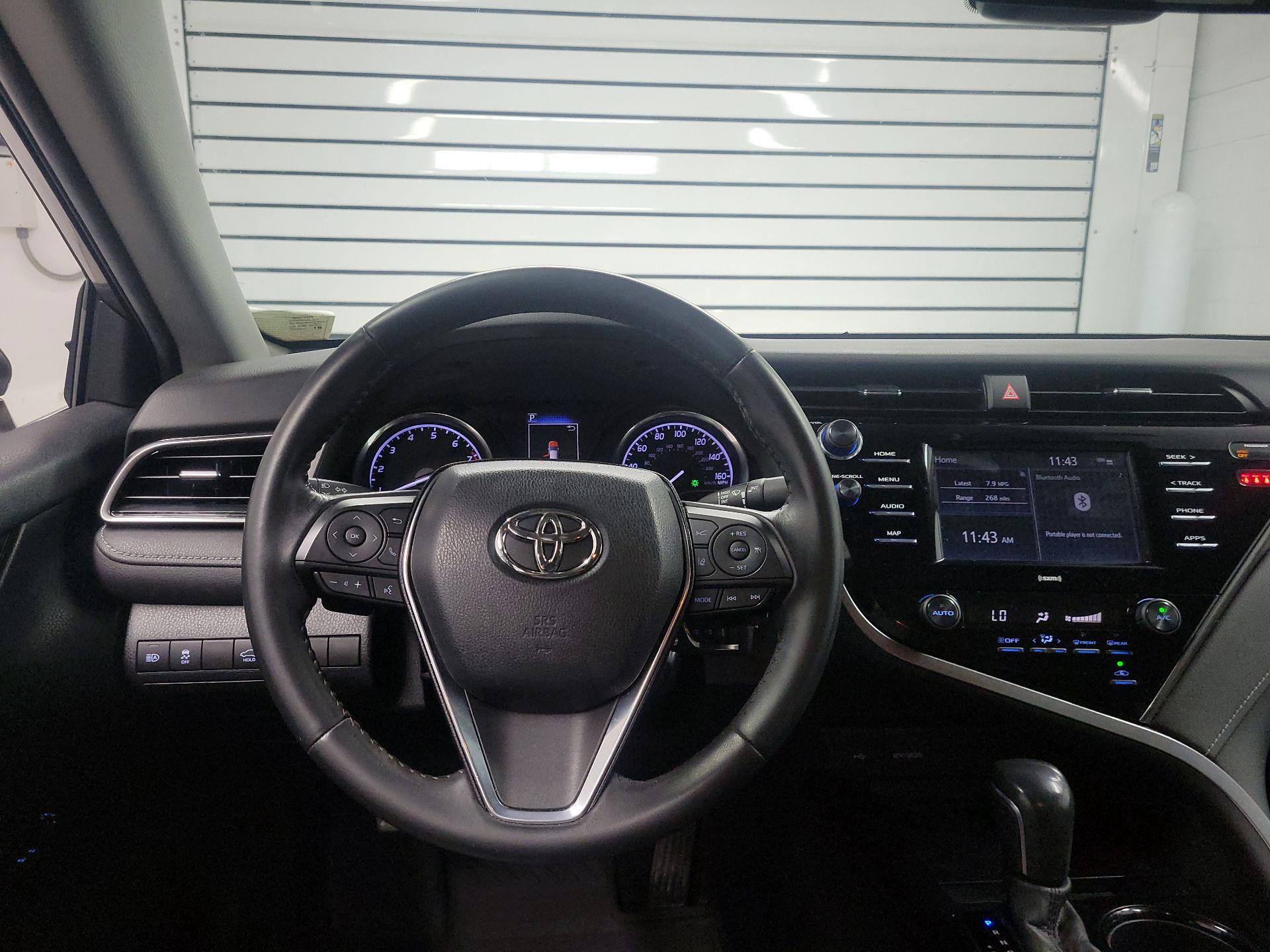 Thumbnail: 2020 Toyota Camry - 10