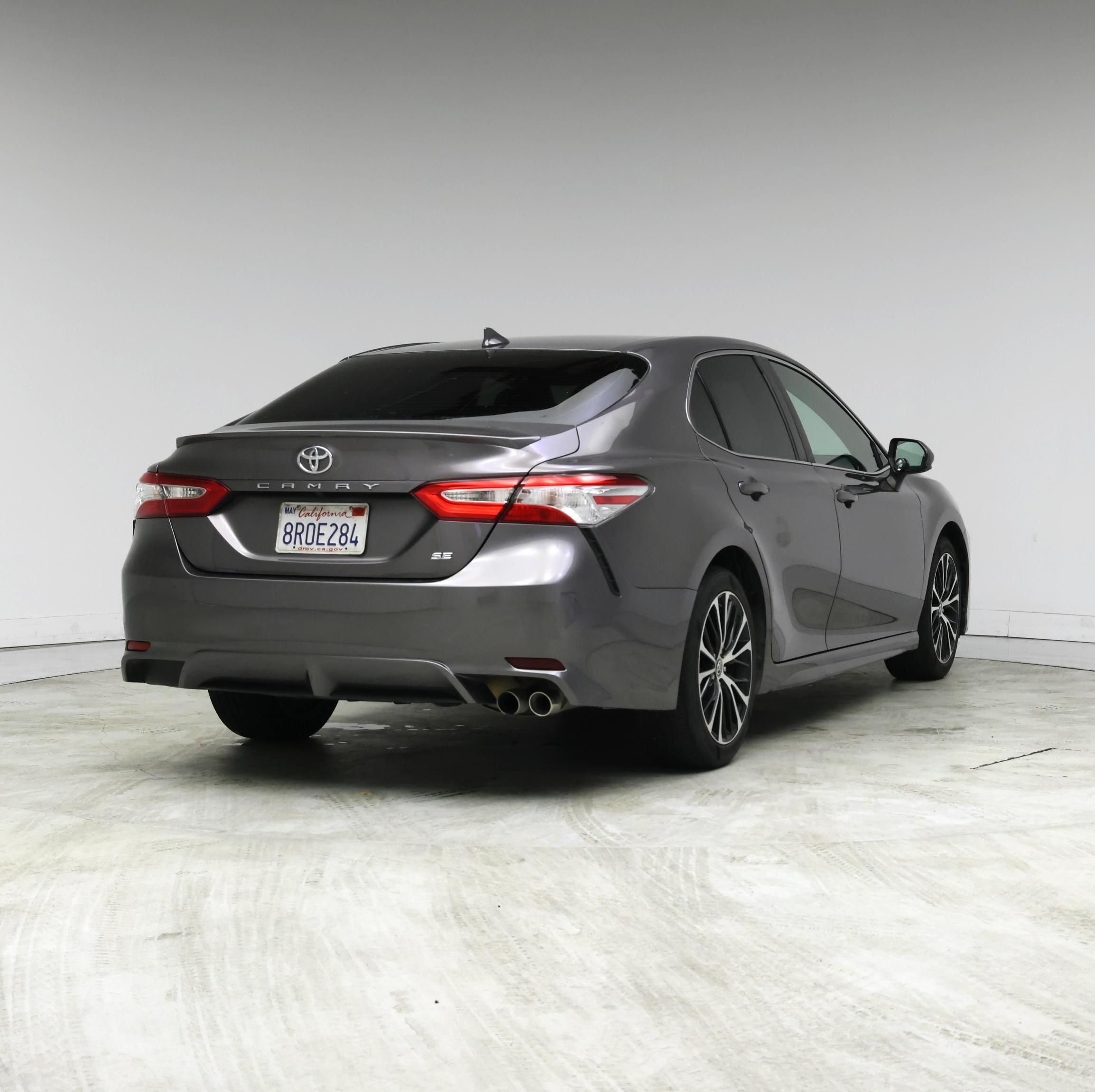 Thumbnail: 2020 Toyota Camry - 8