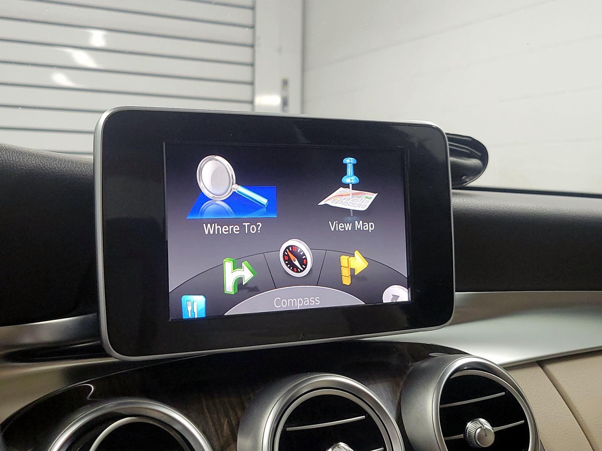 Thumbnail: 2015 Mercedes-Benz C-Class - 15
