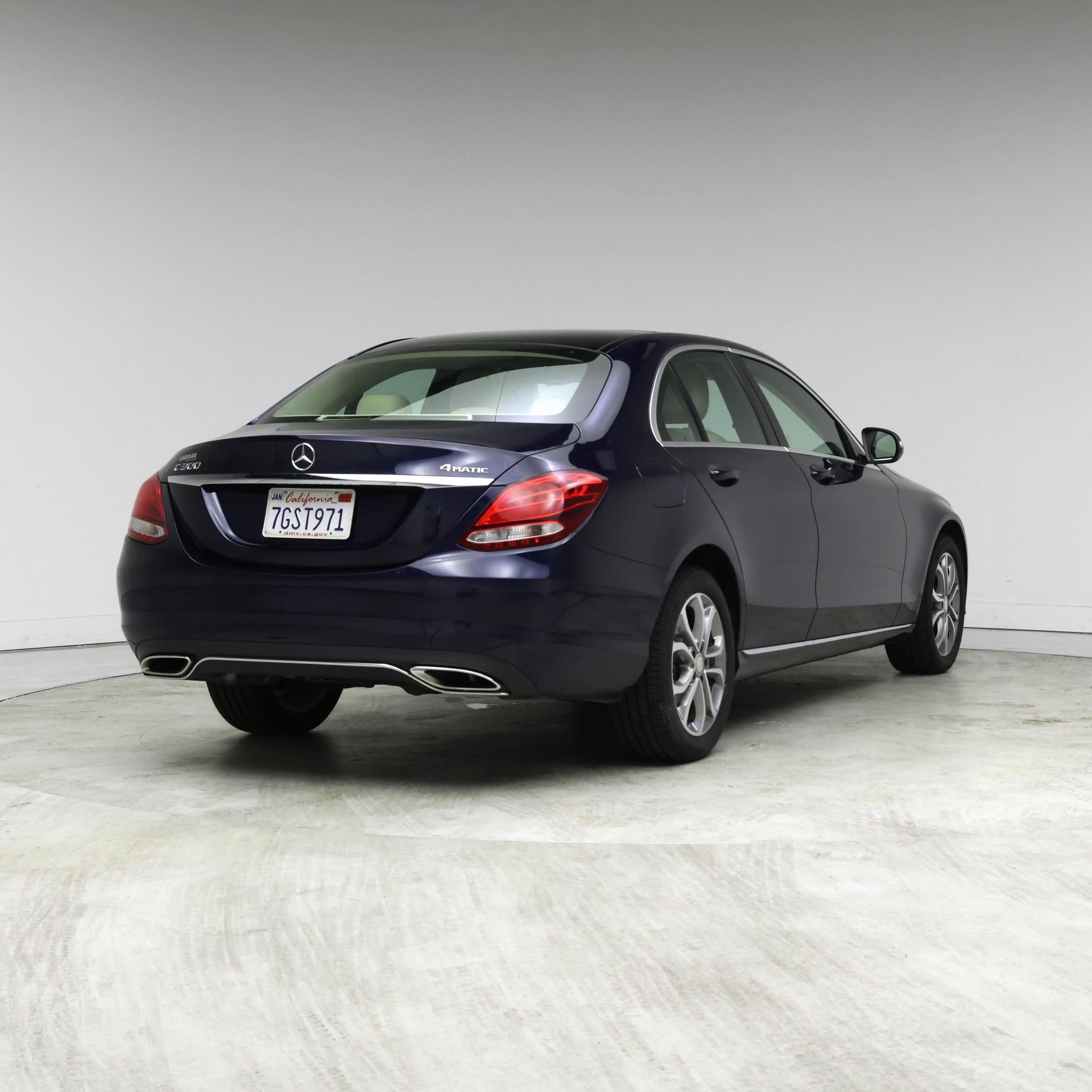 Thumbnail: 2015 Mercedes-Benz C-Class - 8