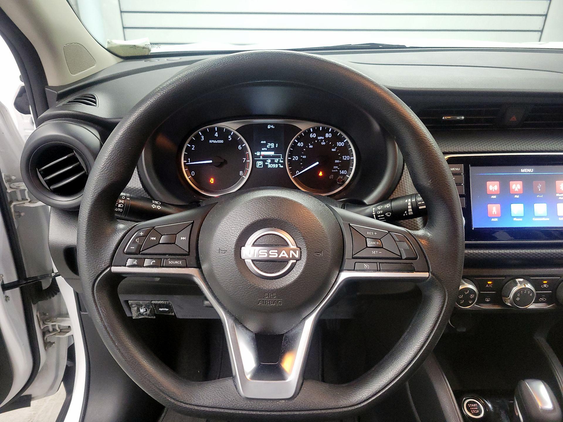 Thumbnail: 2022 Nissan Kicks - 10