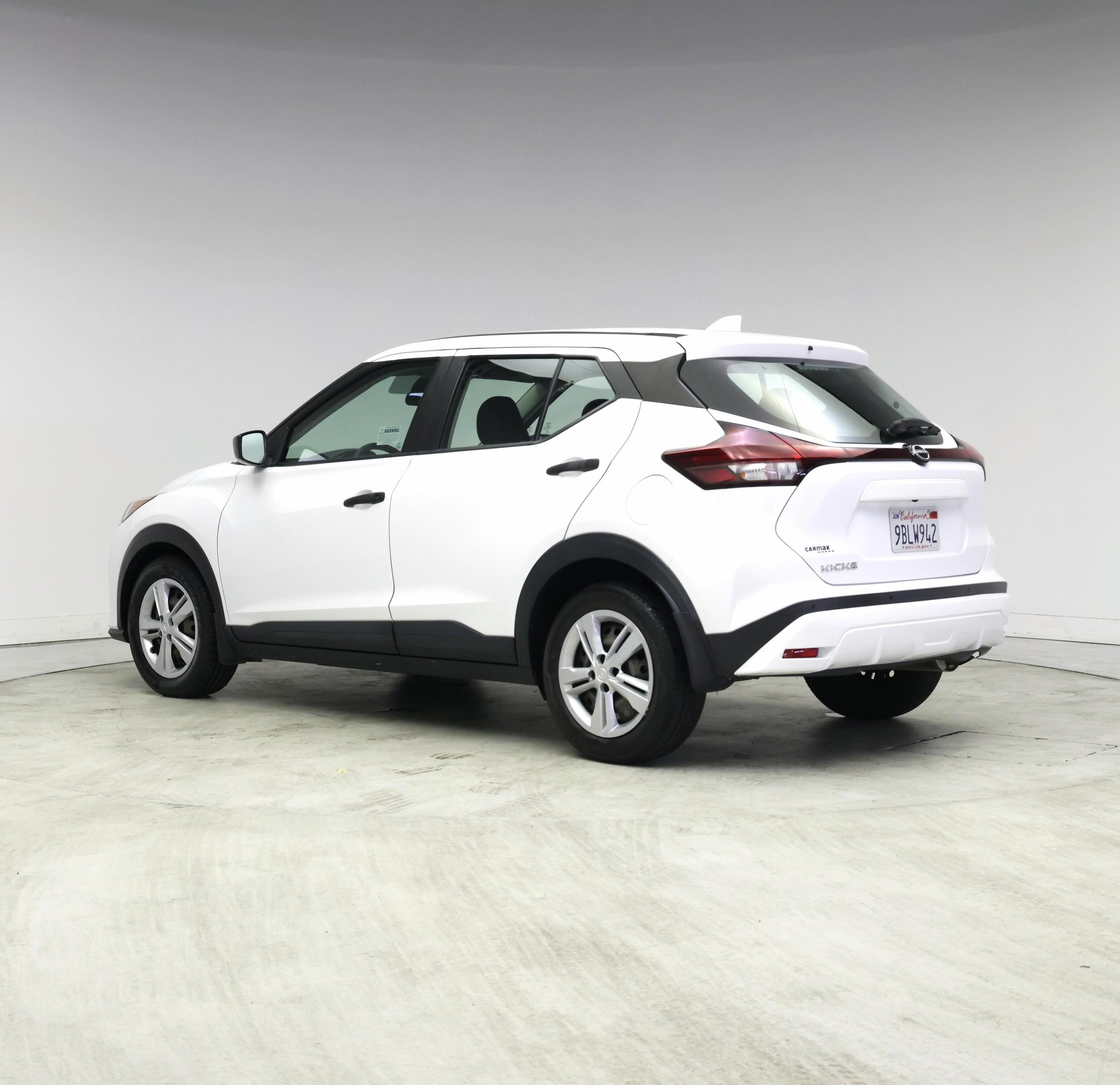 Thumbnail: 2022 Nissan Kicks - 2