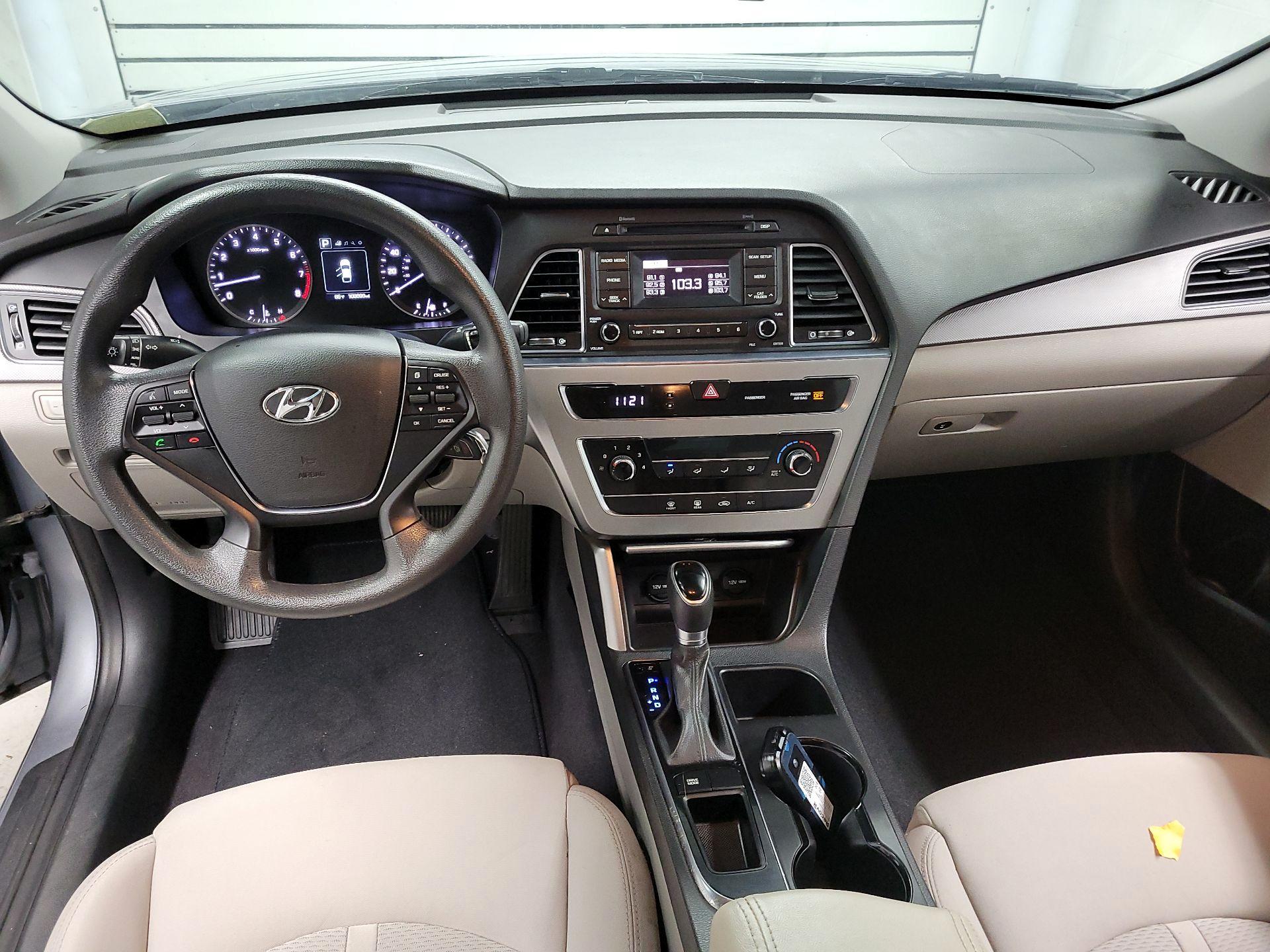 Thumbnail: 2017 Hyundai Sonata - 9