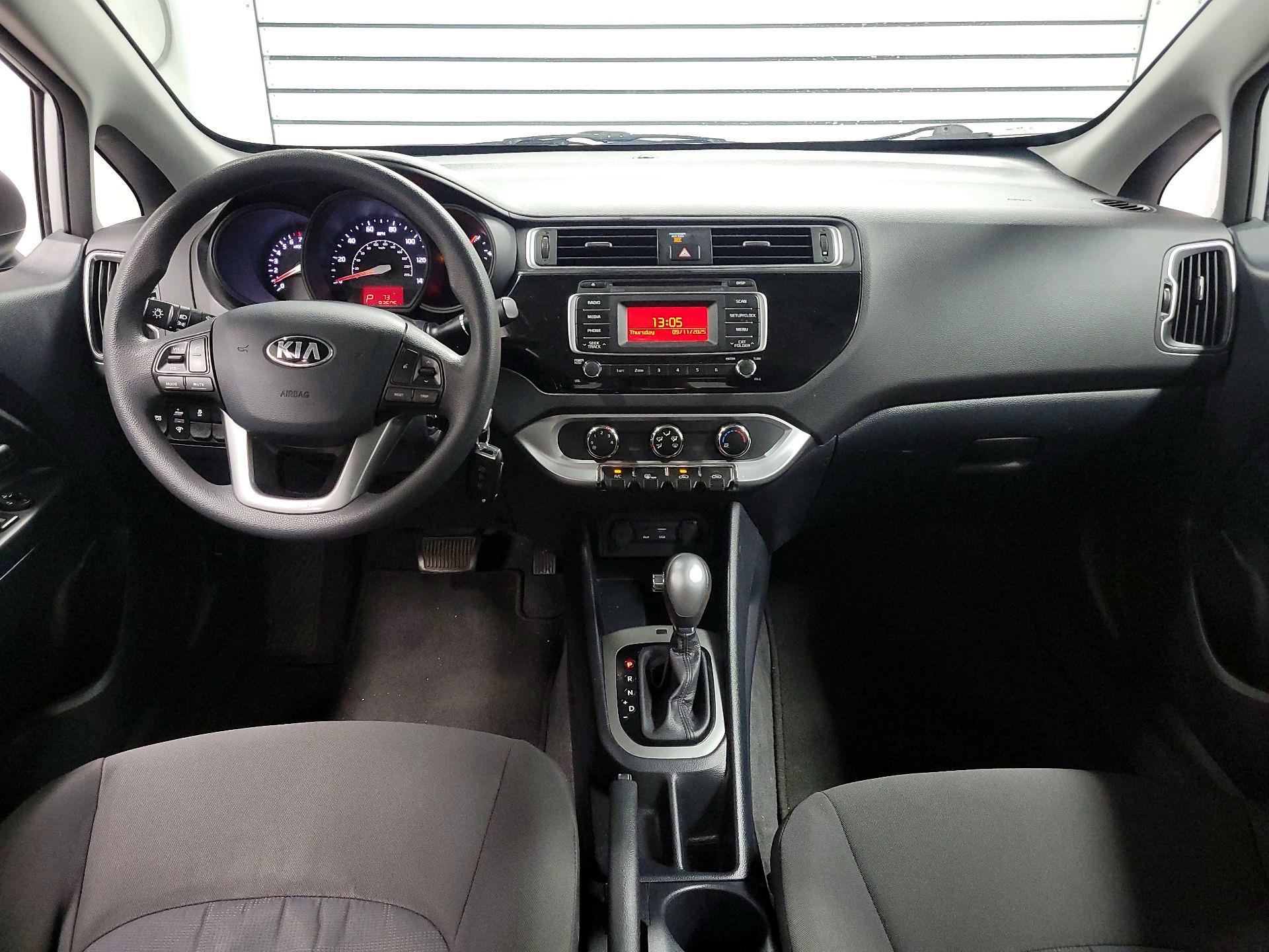 Thumbnail: 2017 Kia Rio - 9