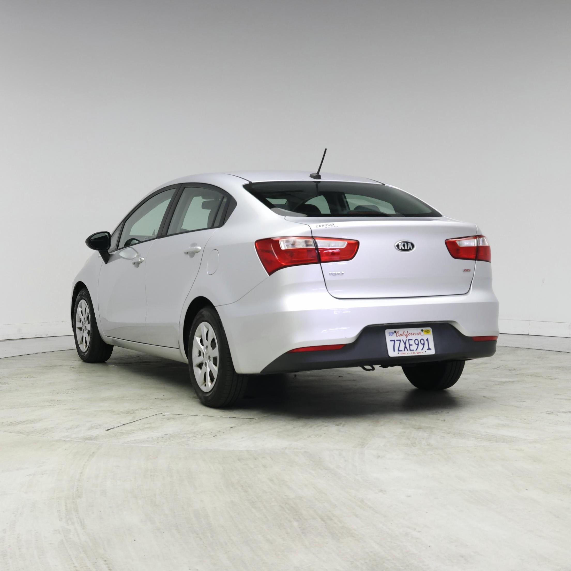 Thumbnail: 2017 Kia Rio - 2