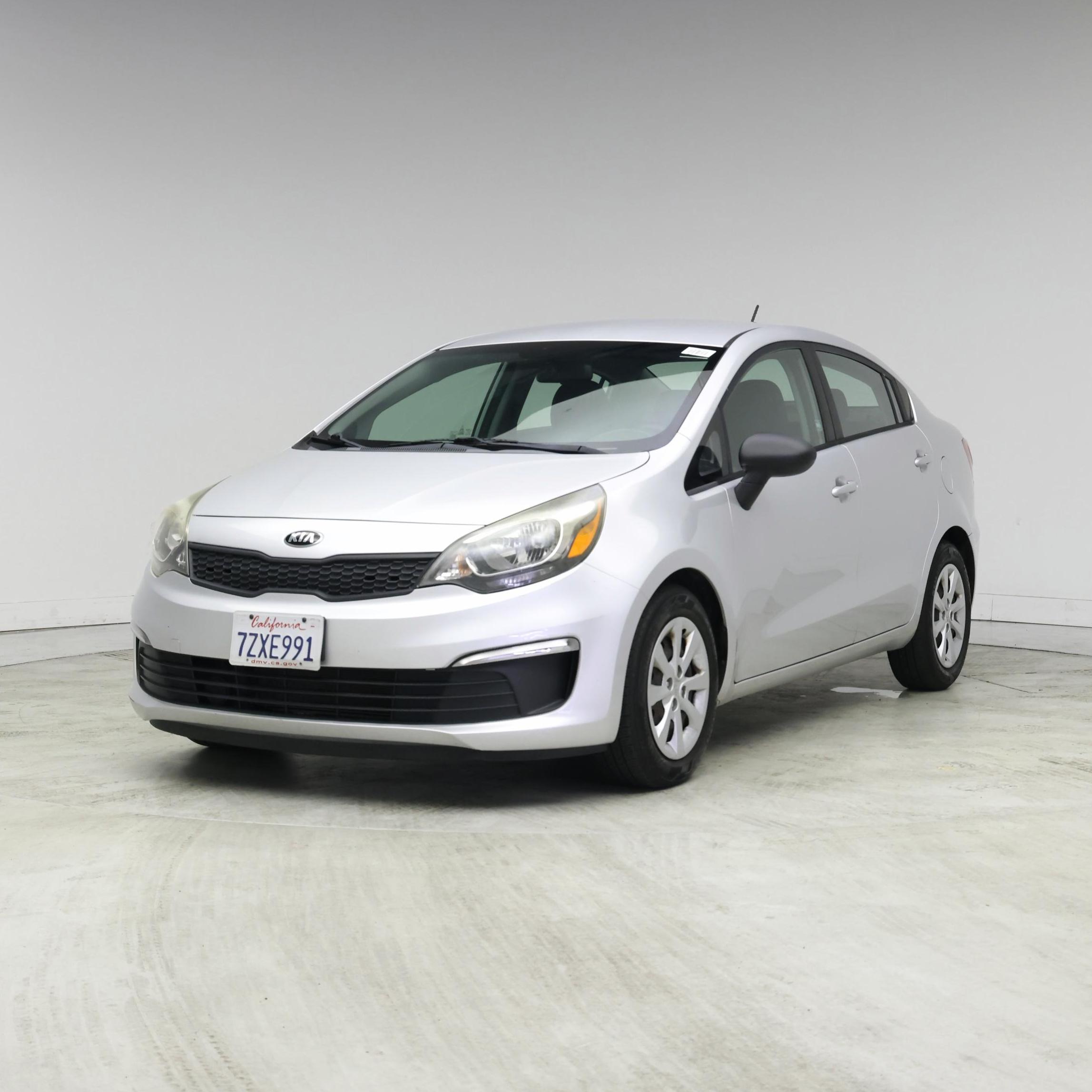 Thumbnail: 2017 Kia Rio - 4
