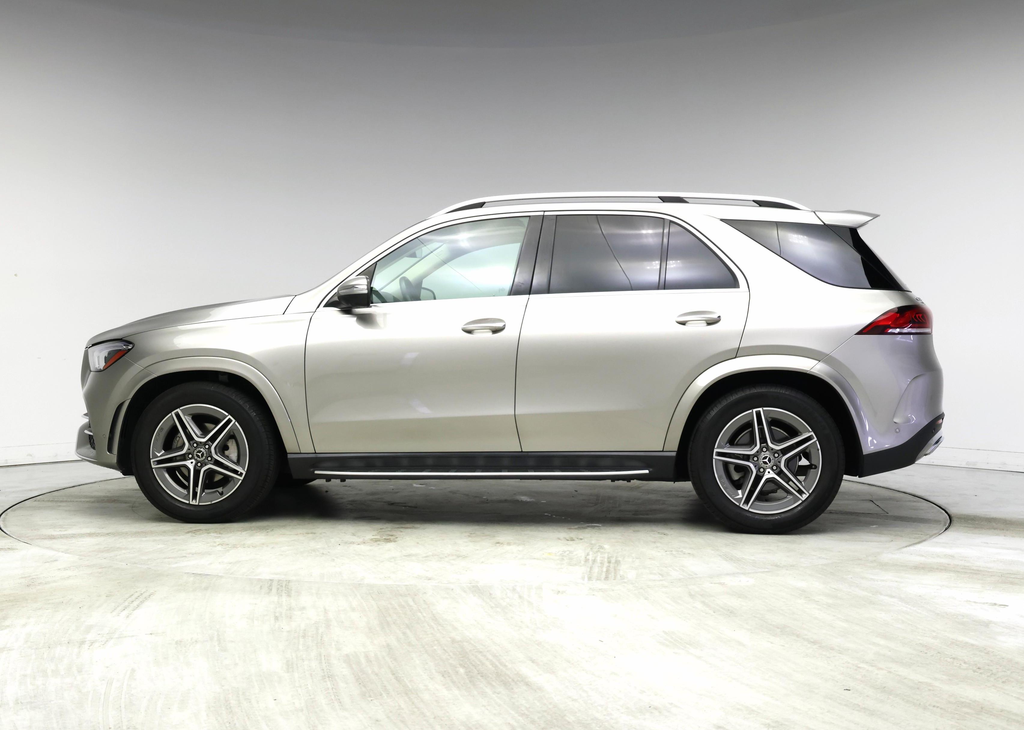 Thumbnail: 2022 Mercedes-Benz GLE - 3