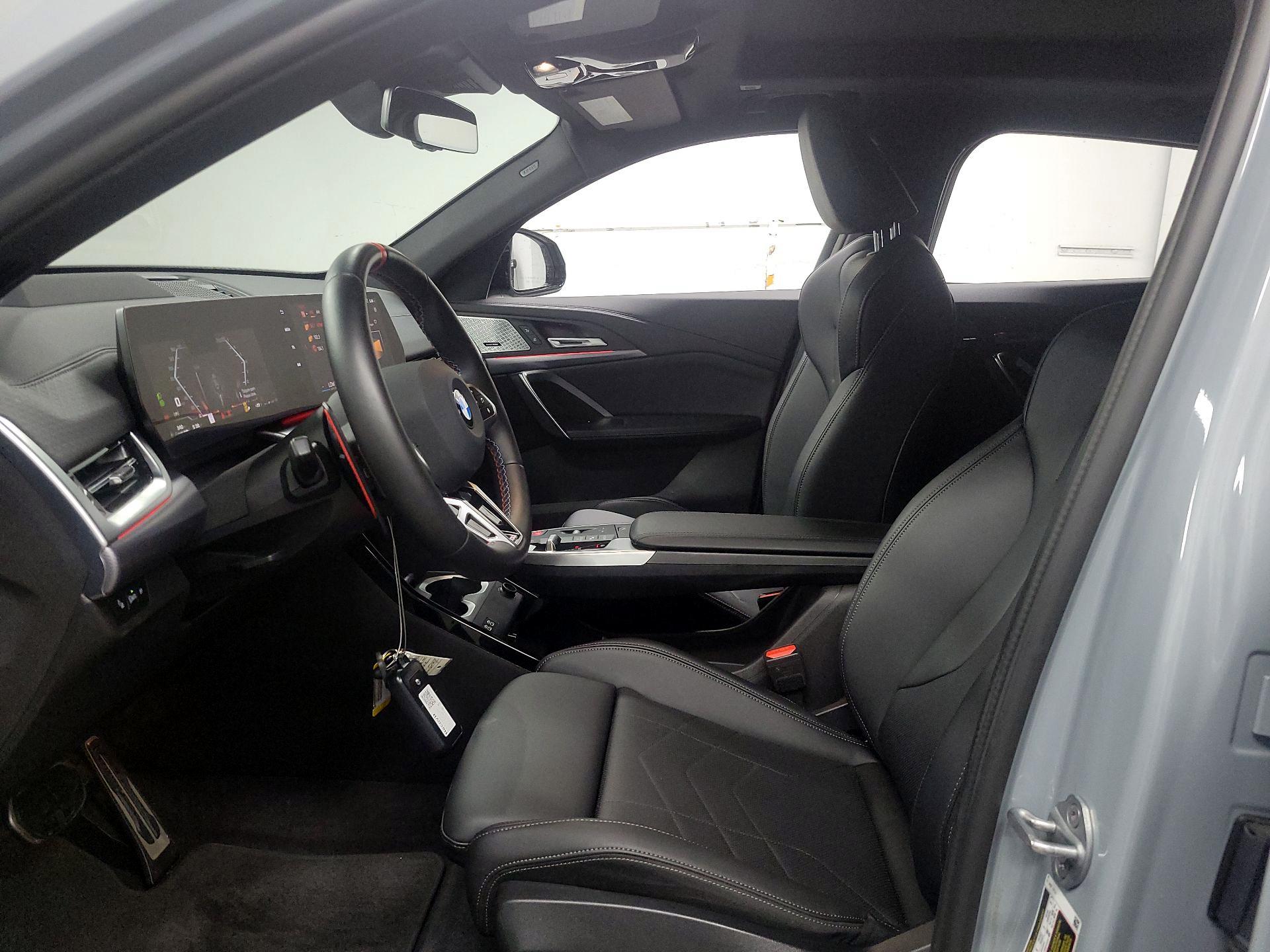 Thumbnail: 2025 BMW X2 - 11