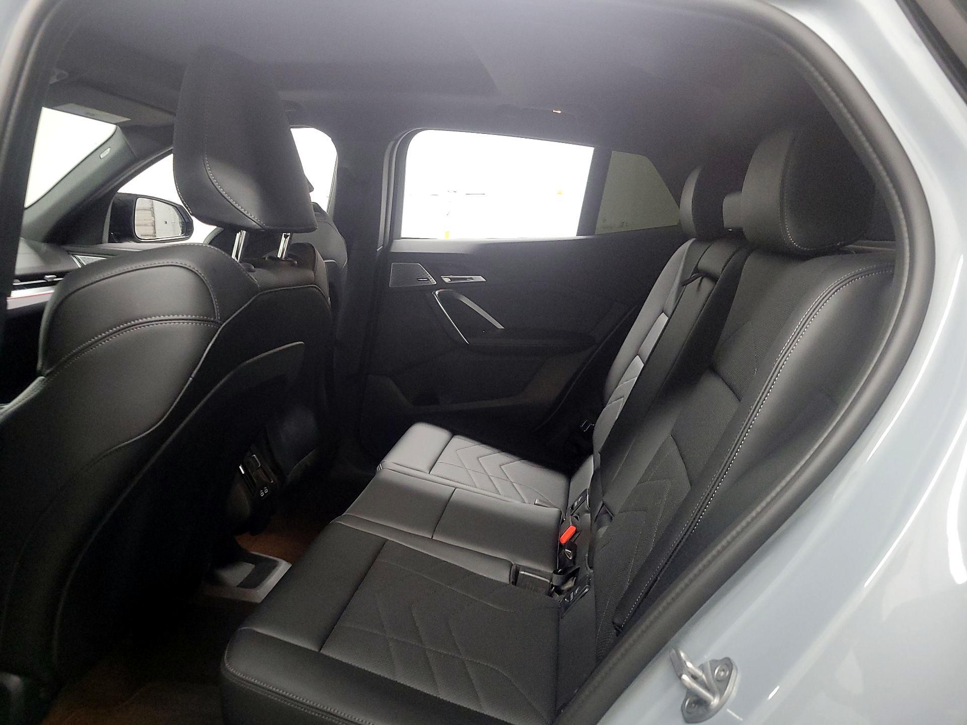 Thumbnail: 2025 BMW X2 - 17