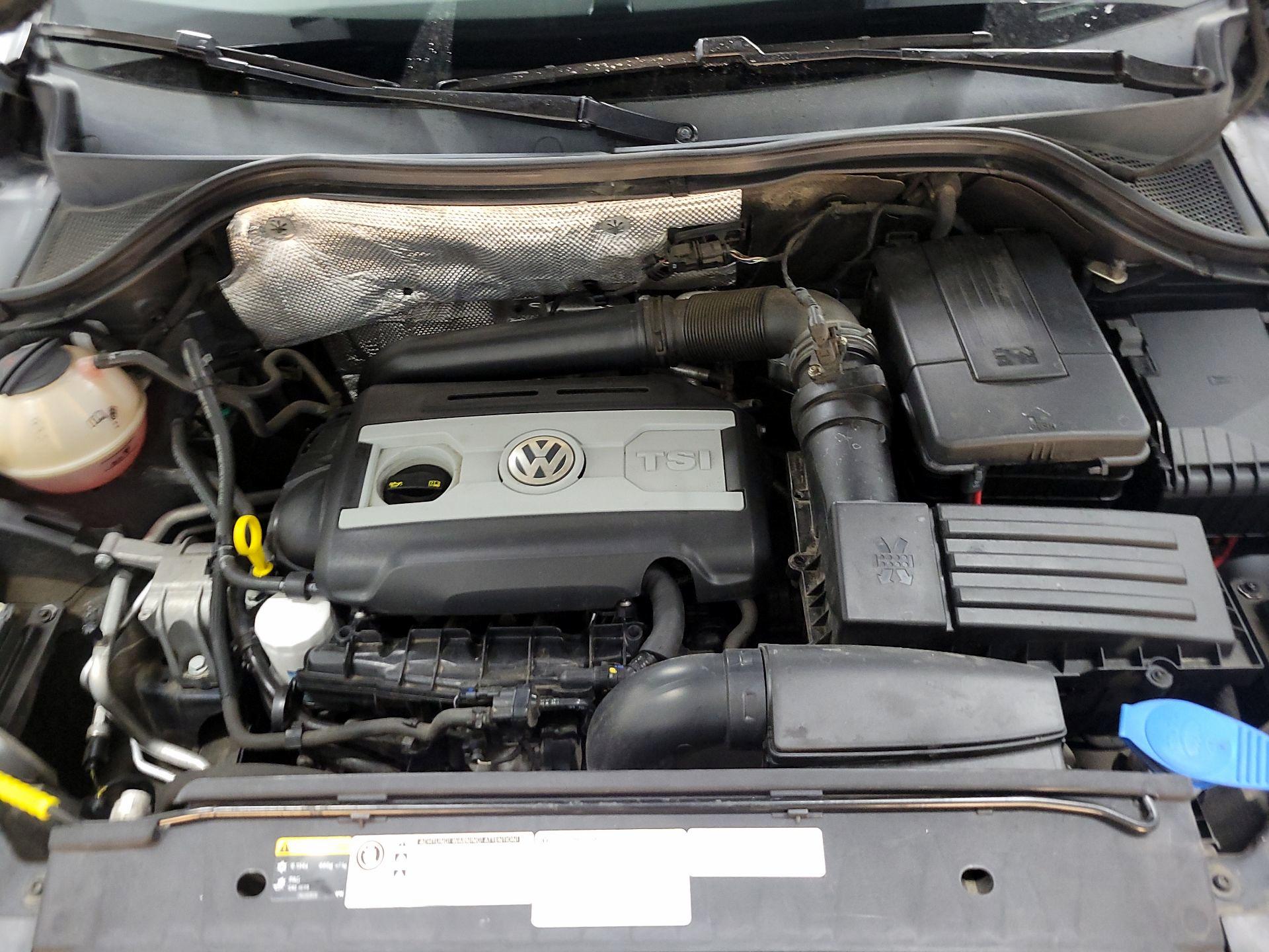 Thumbnail: 2017 Volkswagen Tiguan - 19