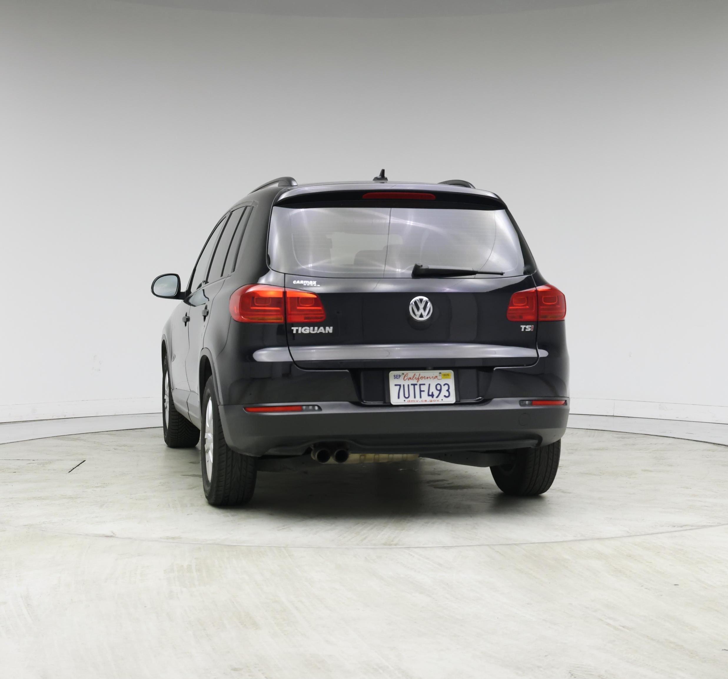 Thumbnail: 2017 Volkswagen Tiguan - 6