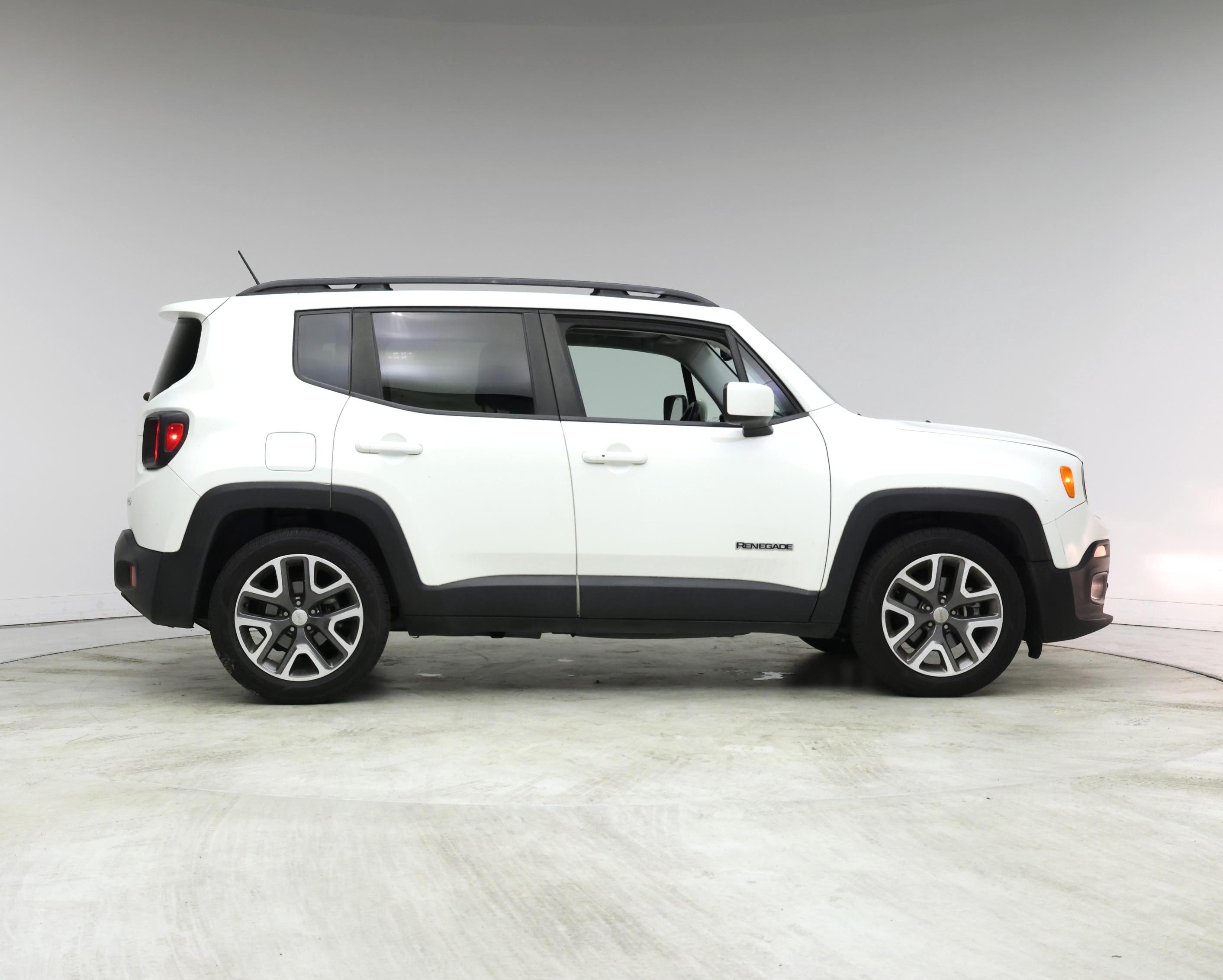 Thumbnail: 2017 Jeep Renegade - 7