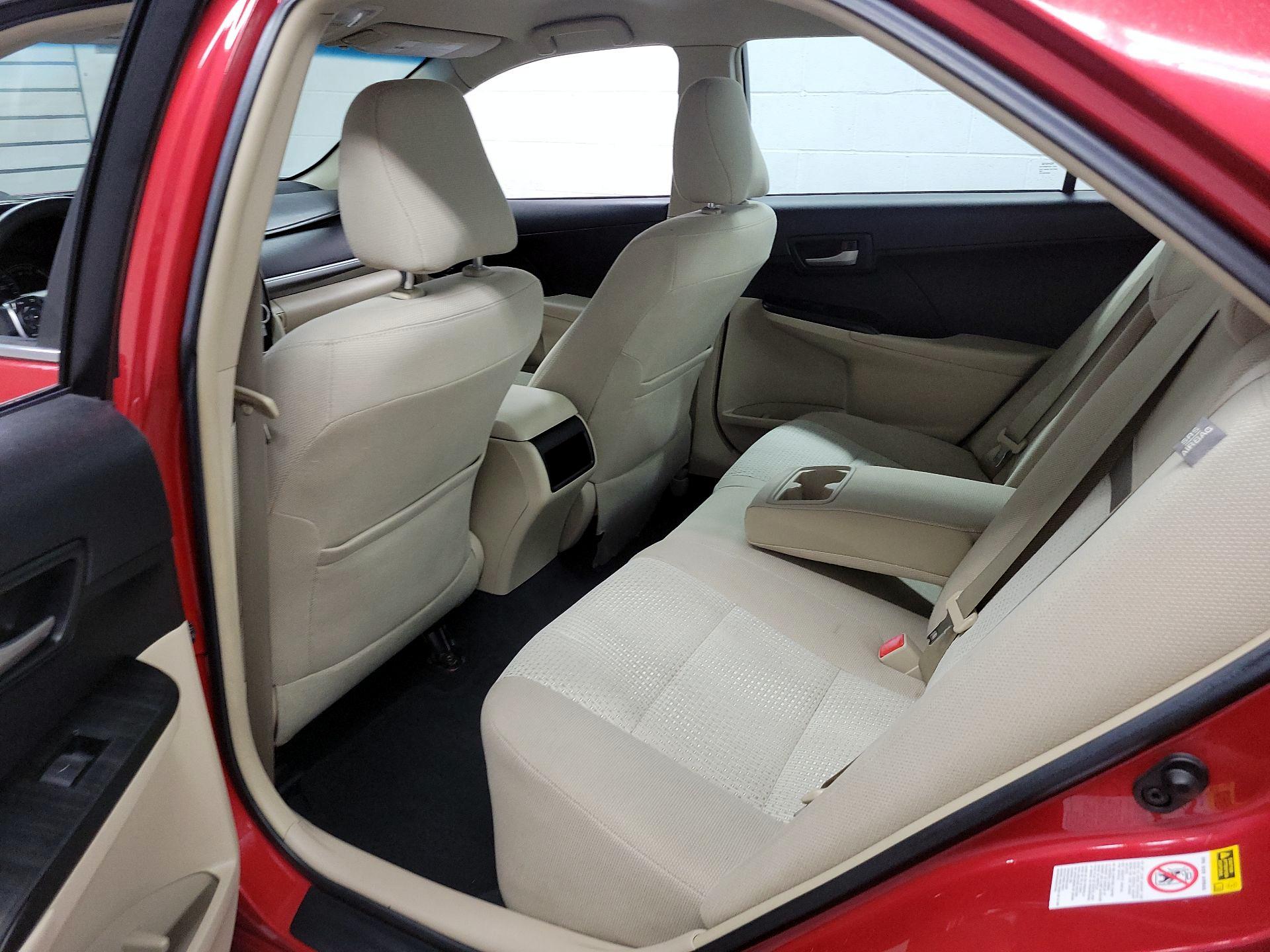 Thumbnail: 2014 Toyota Camry - 19