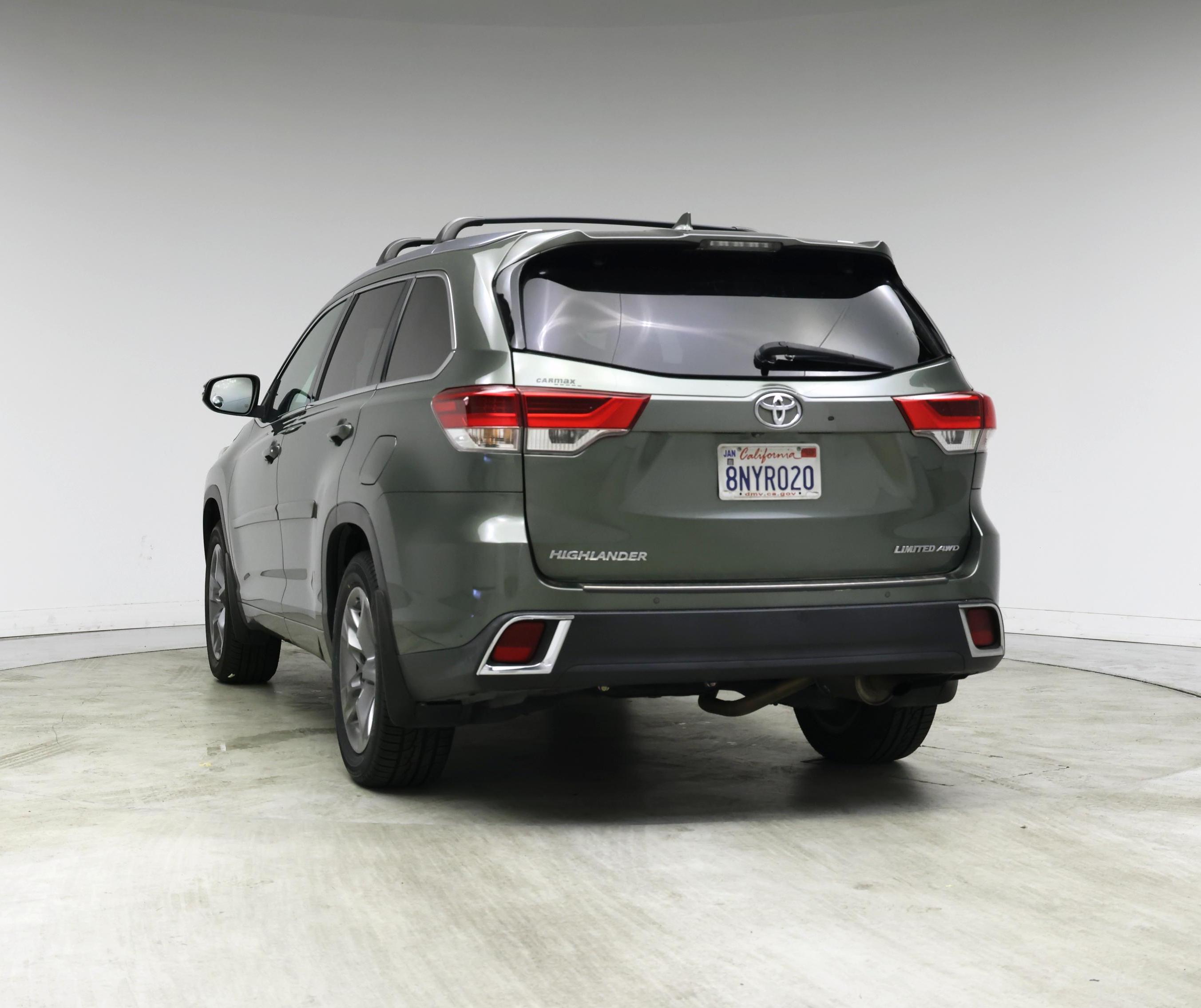 Thumbnail: 2019 Toyota Highlander - 6