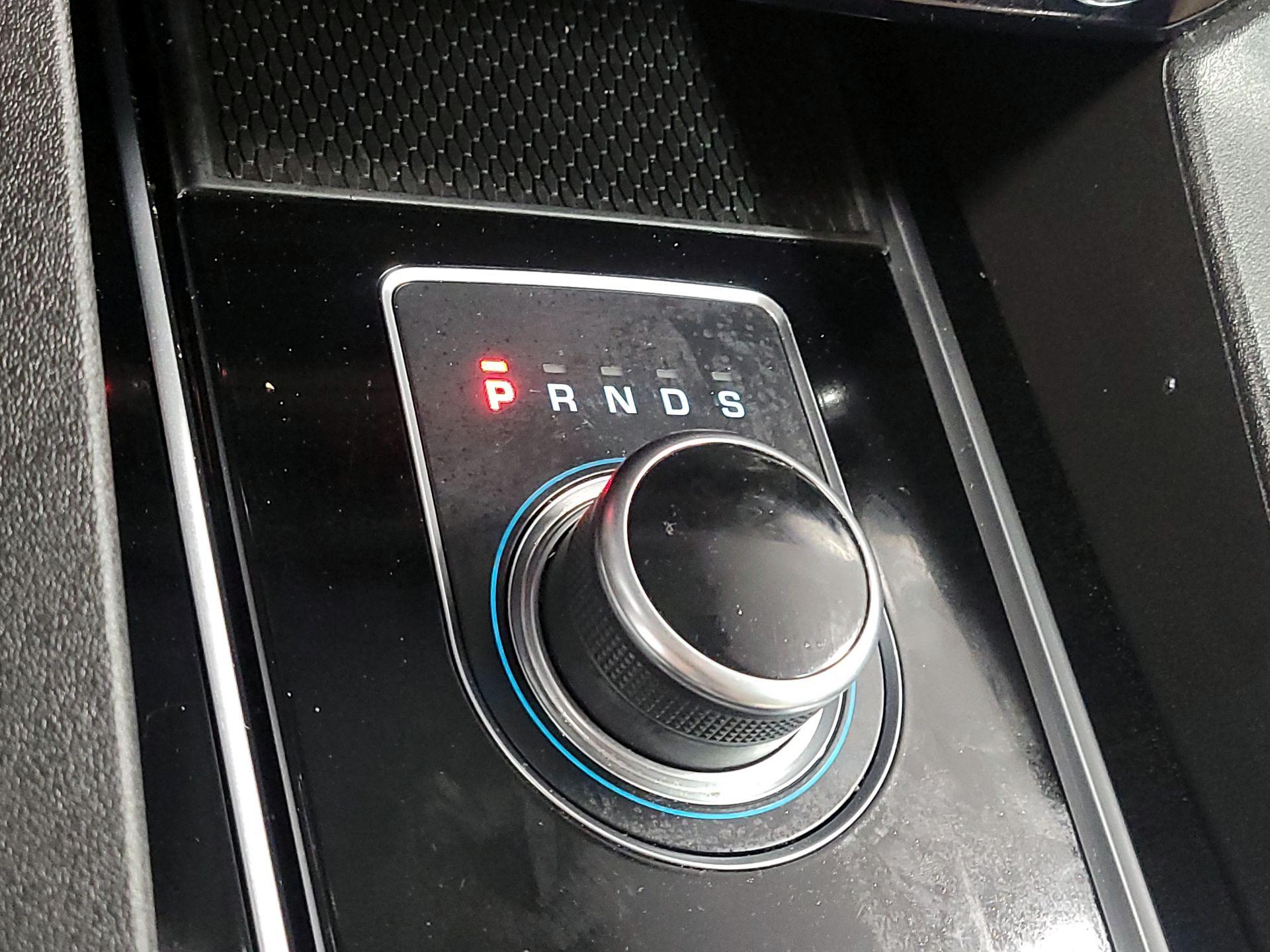 Thumbnail: 2020 Jaguar F-Pace - 15