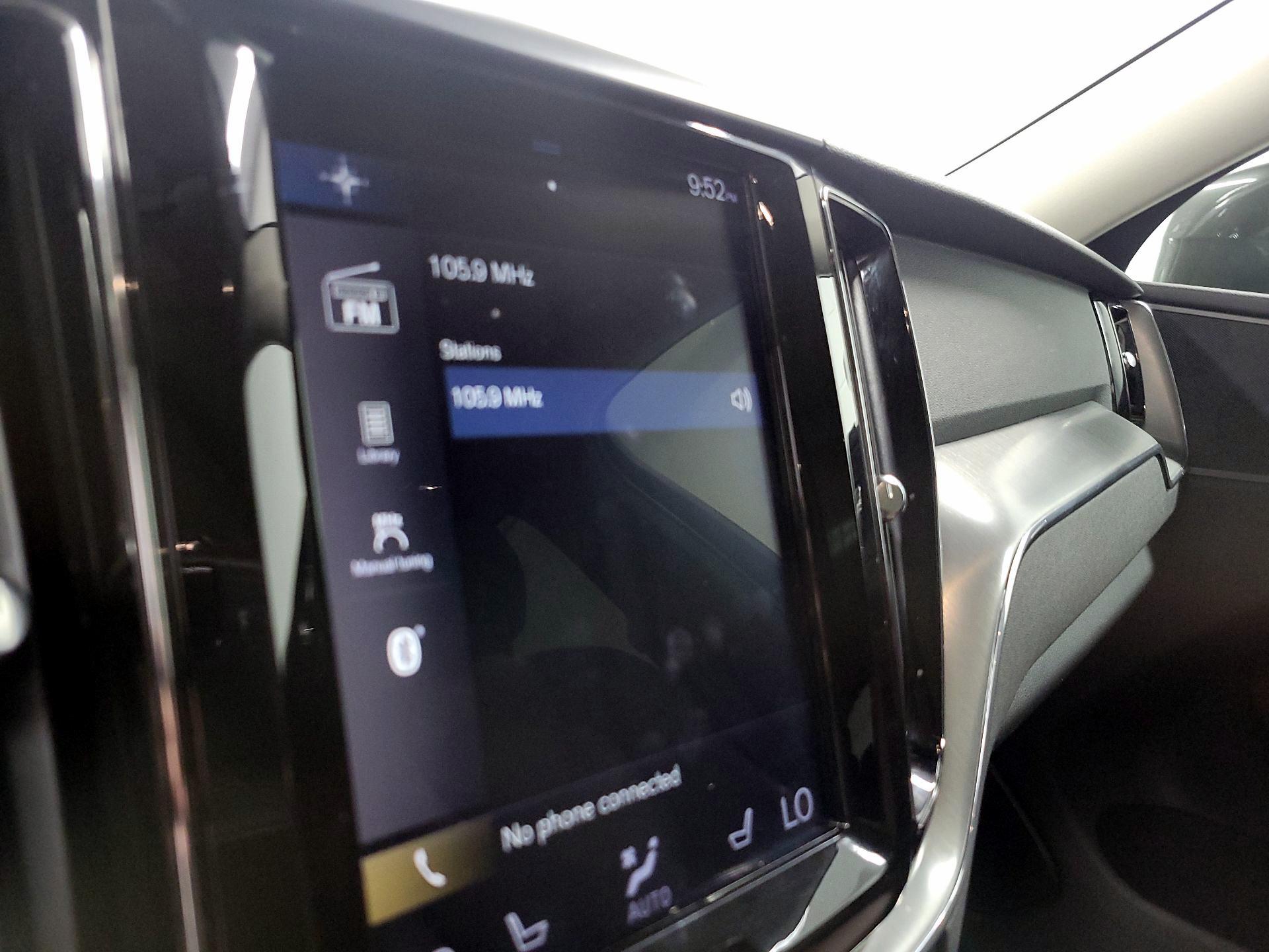 Thumbnail: 2019 Volvo XC60 - 16