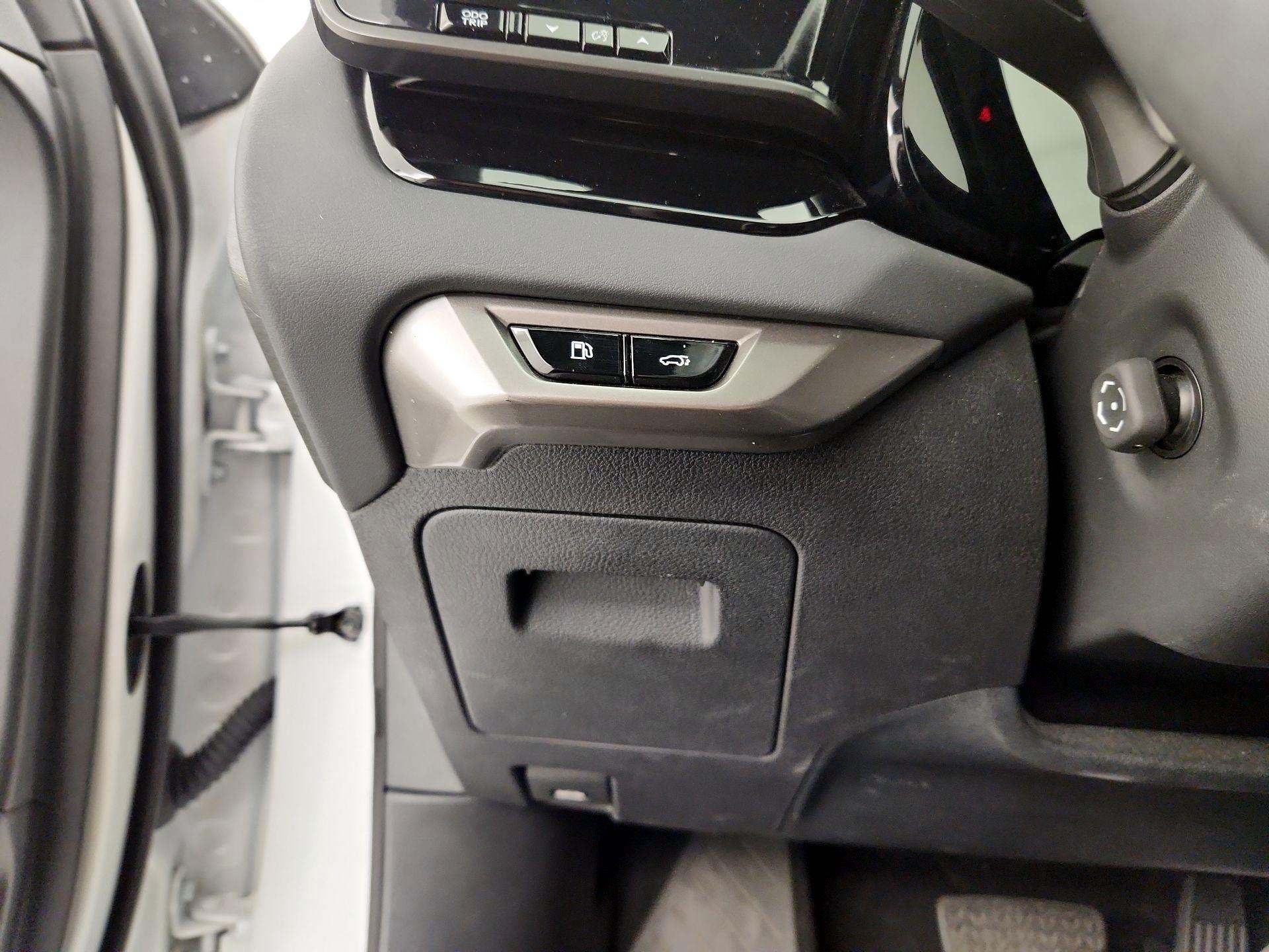 Thumbnail: 2024 Lexus RX - 13