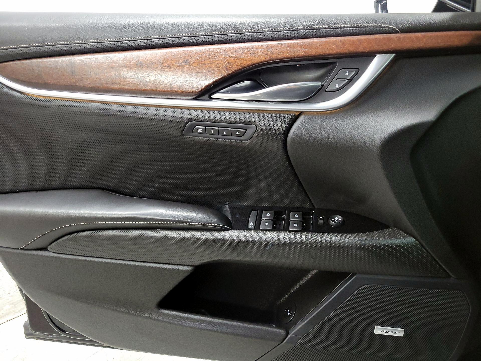 Thumbnail: 2019 Cadillac XTS - 12