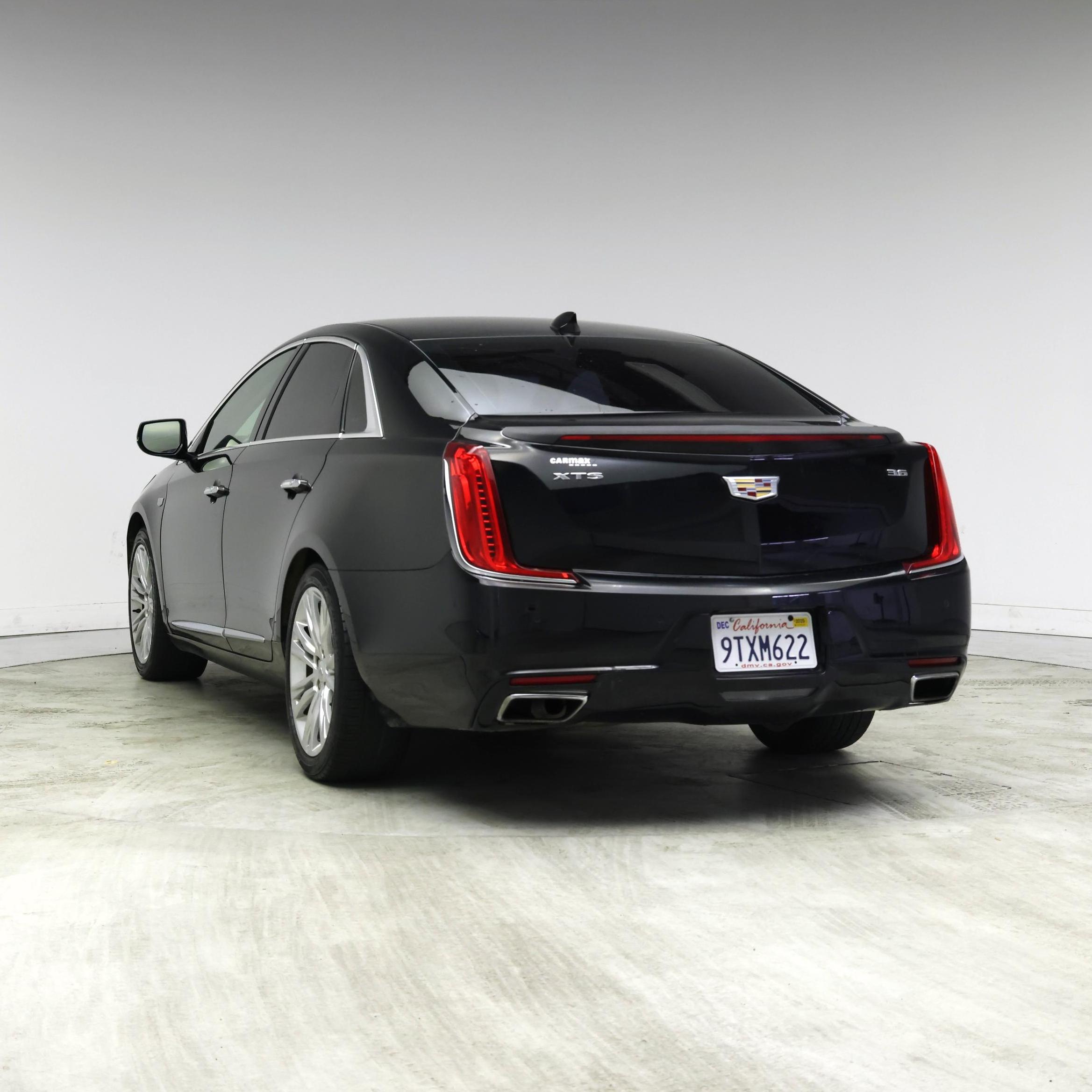 Thumbnail: 2019 Cadillac XTS - 2