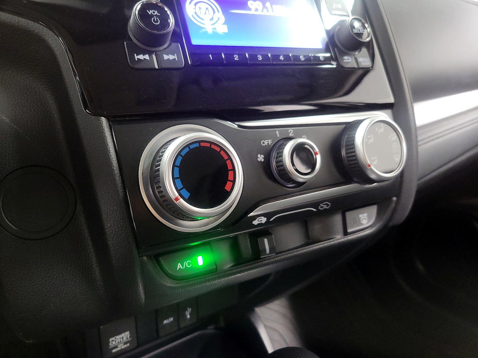 Thumbnail: 2015 Honda Fit - 15