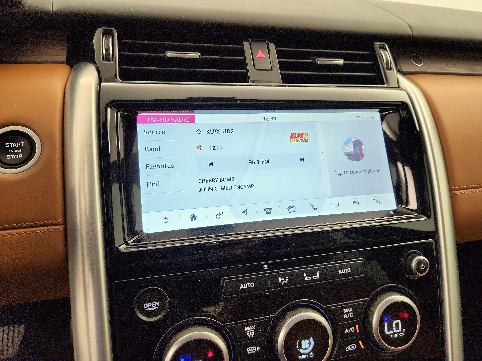 Thumbnail: 2020 Land Rover Discovery - 15
