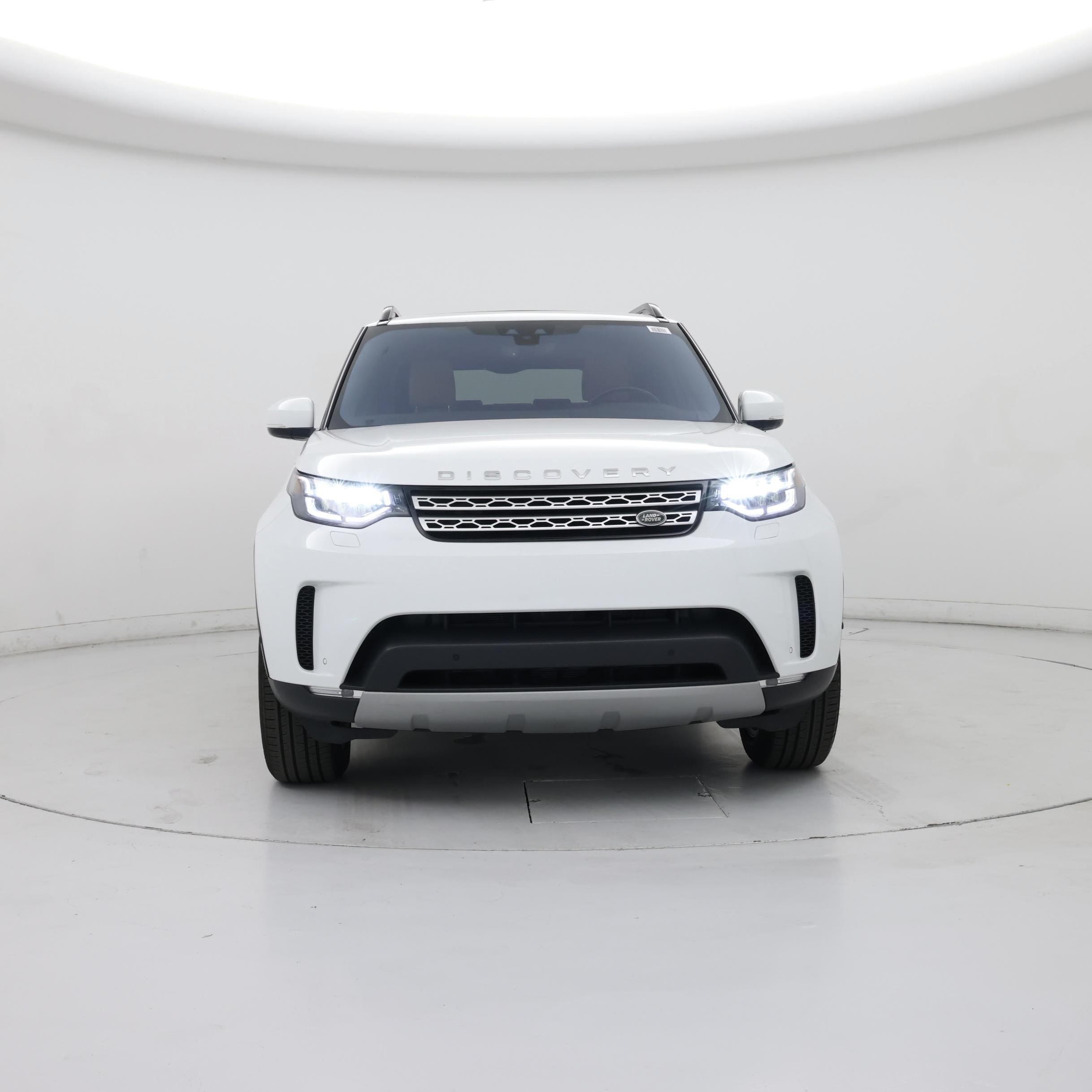 Thumbnail: 2020 Land Rover Discovery - 5