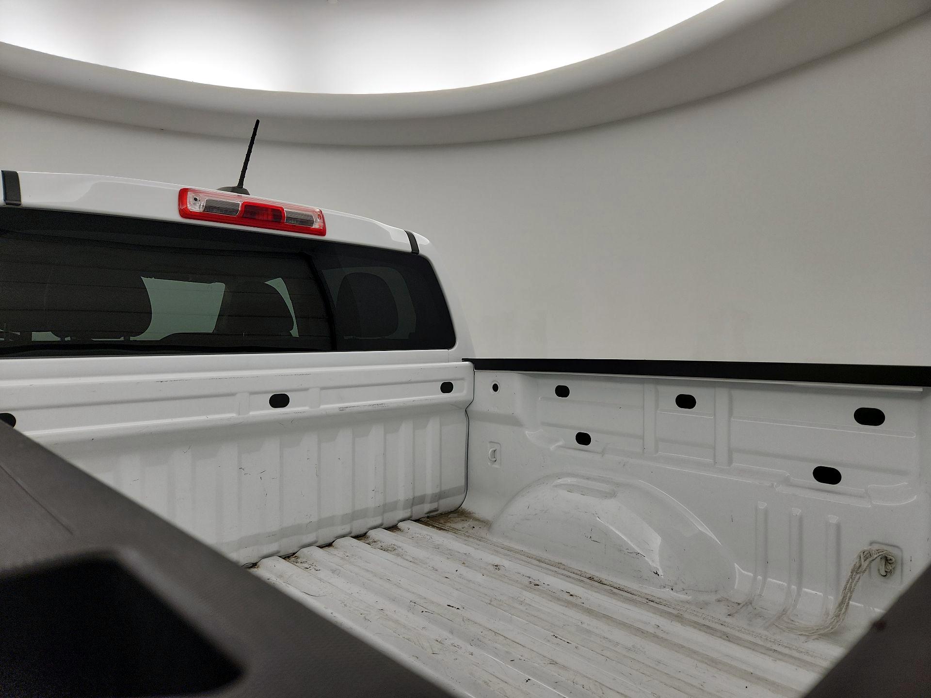 Thumbnail: 2022 Chevrolet Colorado - 20