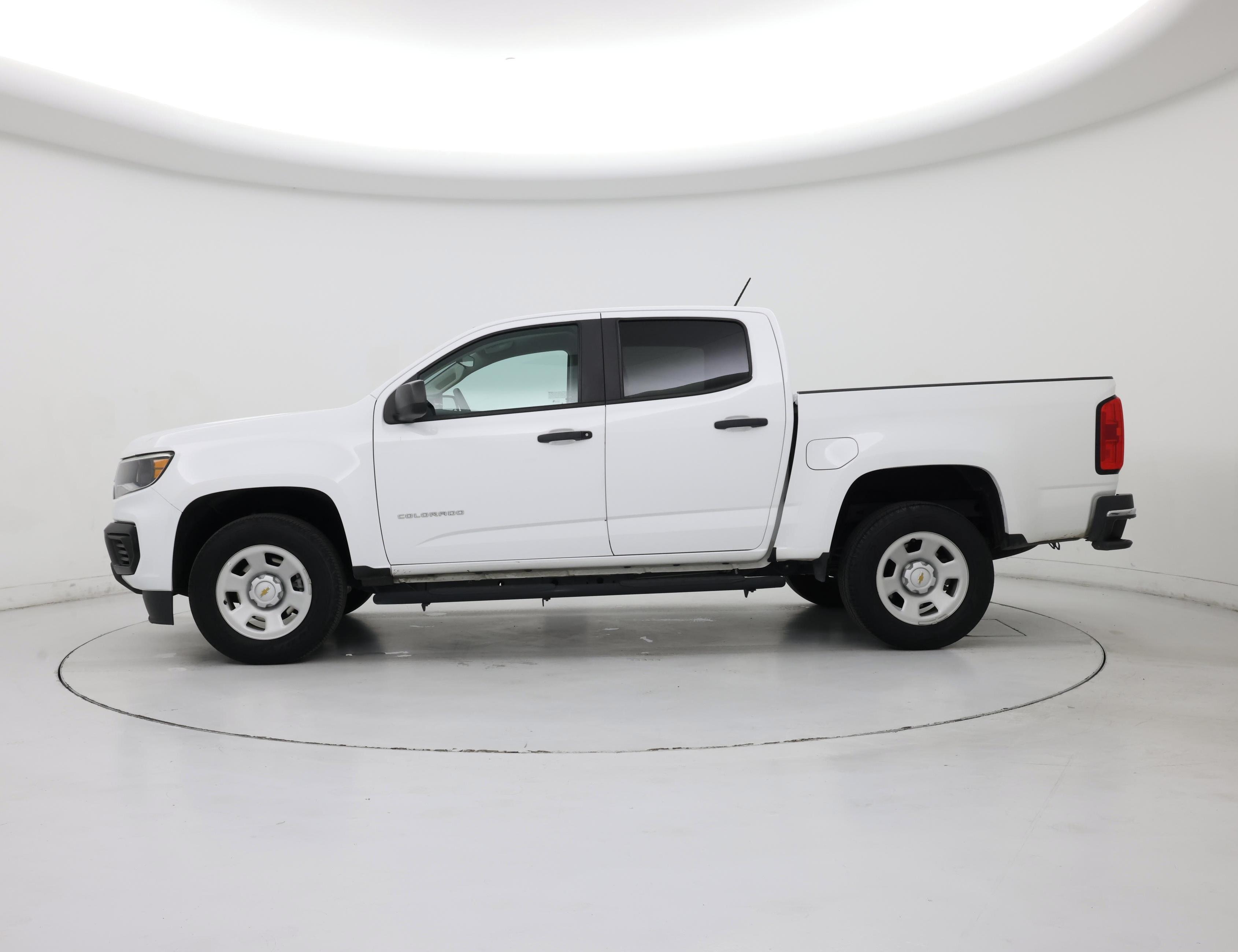 Thumbnail: 2022 Chevrolet Colorado - 3