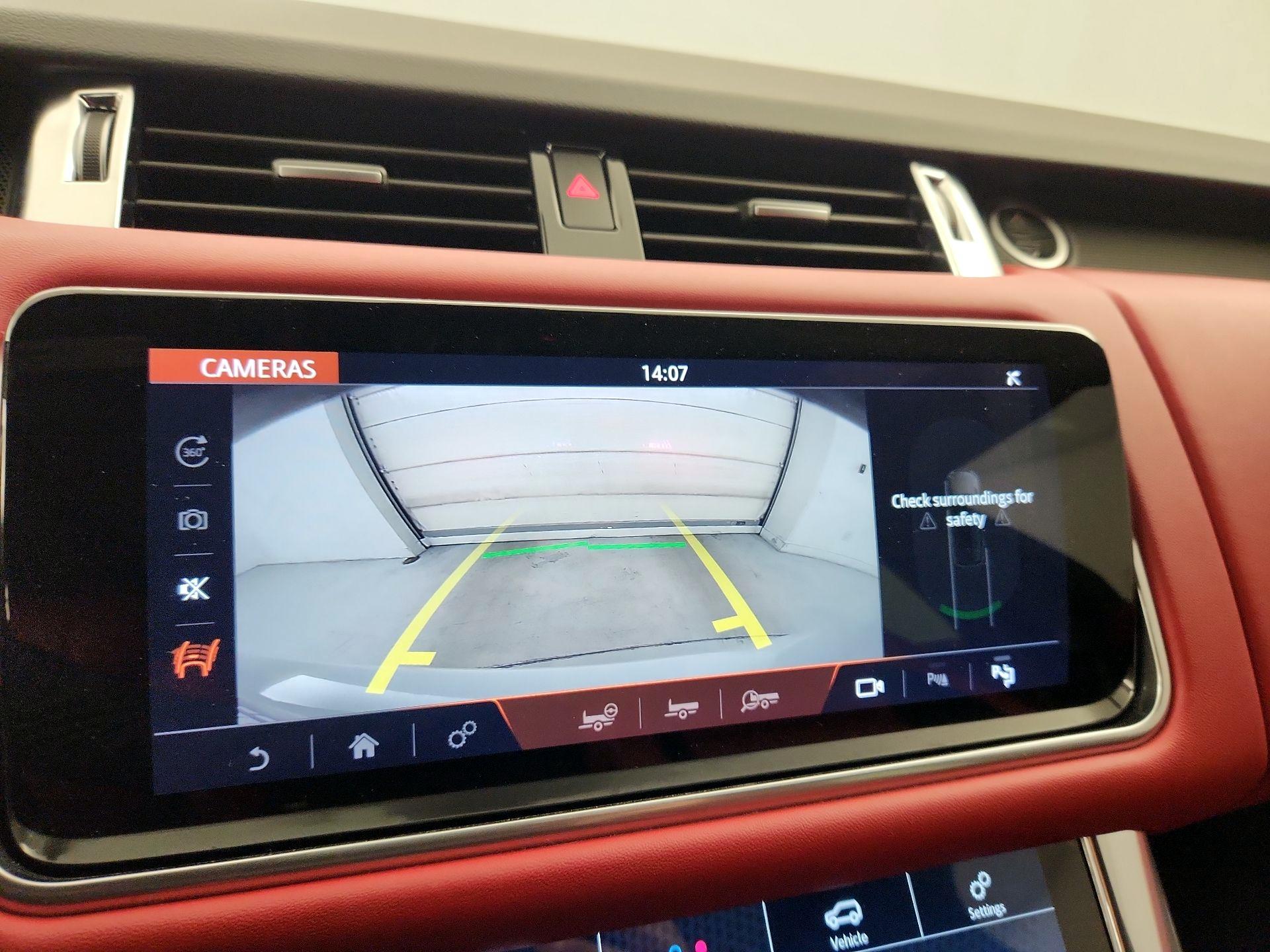 Thumbnail: 2021 Land Rover Range Rover Sport - 14