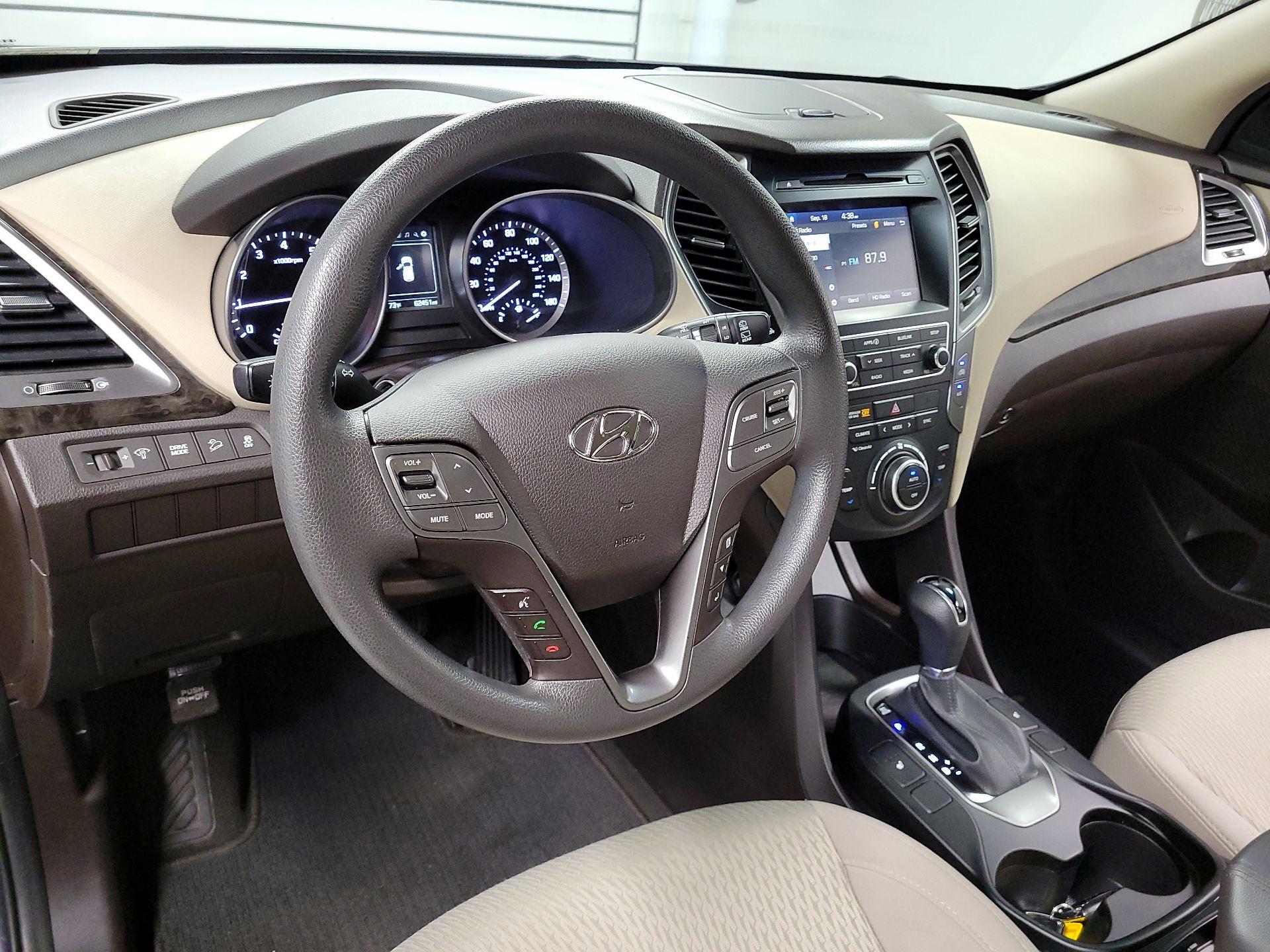 Thumbnail: 2018 Hyundai Santa Fe - 9