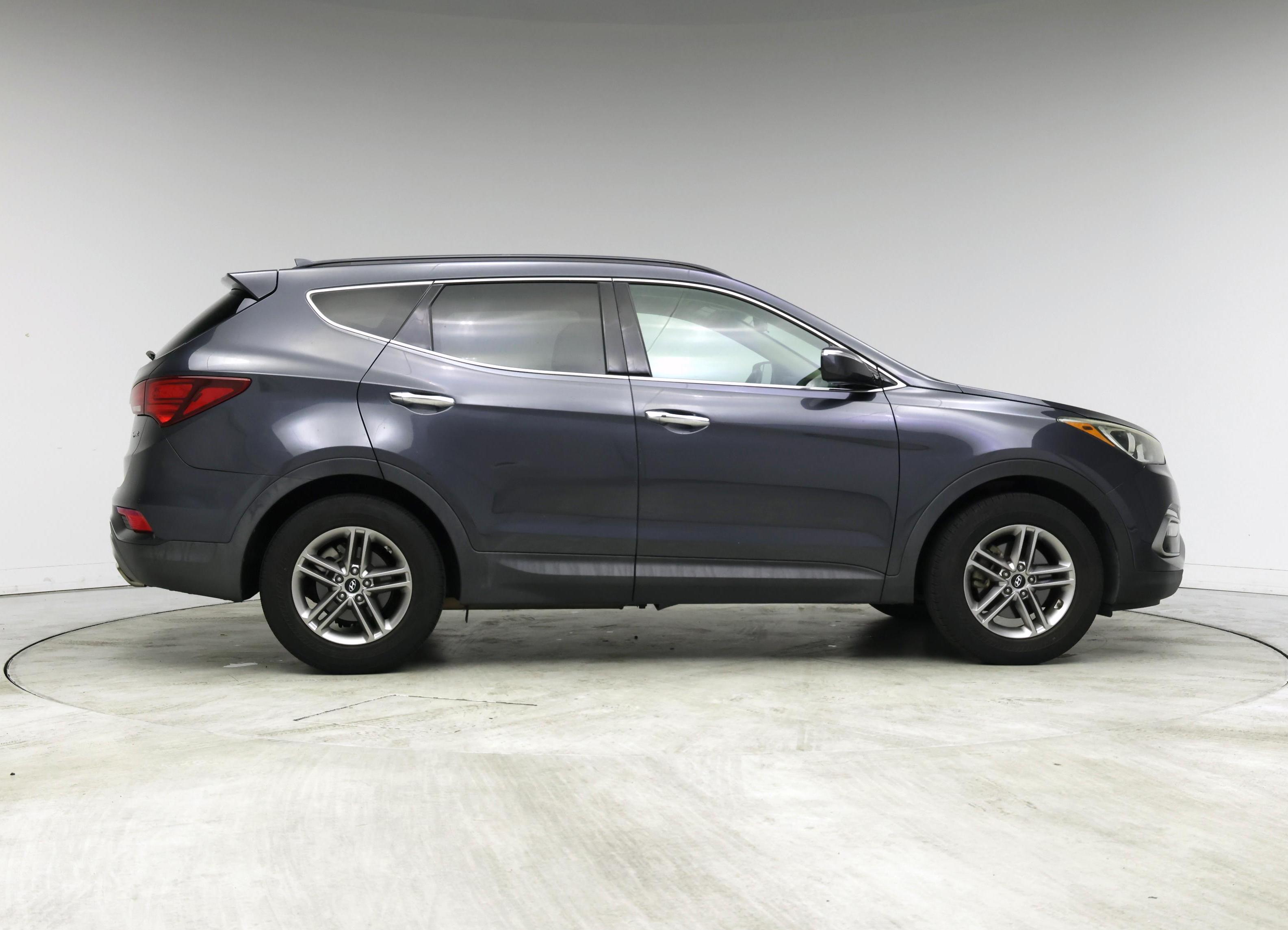 Thumbnail: 2018 Hyundai Santa Fe - 7