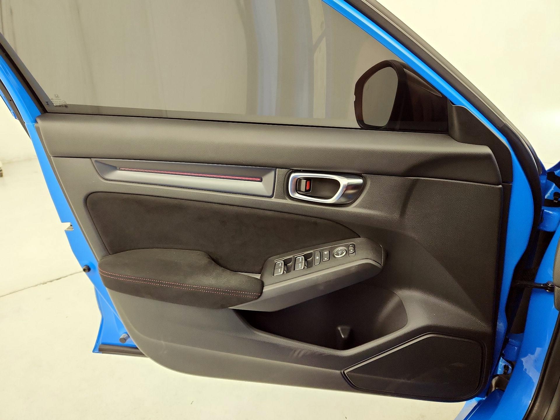 Thumbnail: 2023 Honda Civic - 12