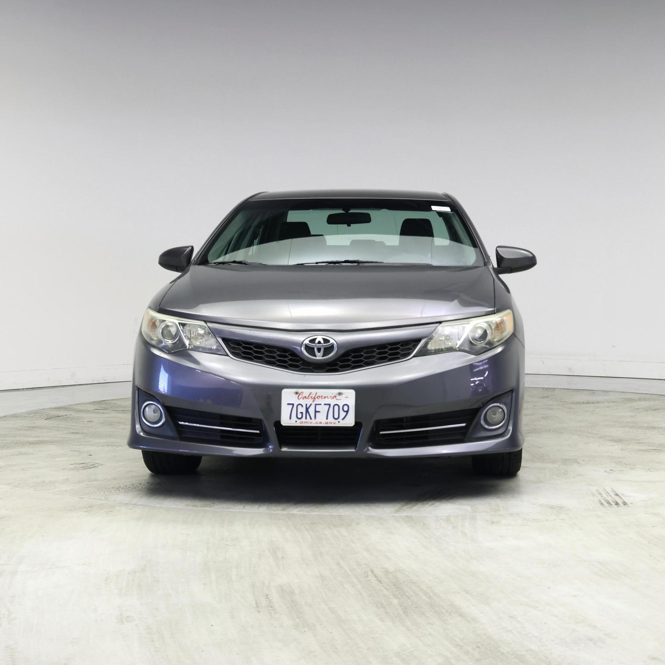 Thumbnail: 2014 Toyota Camry - 5