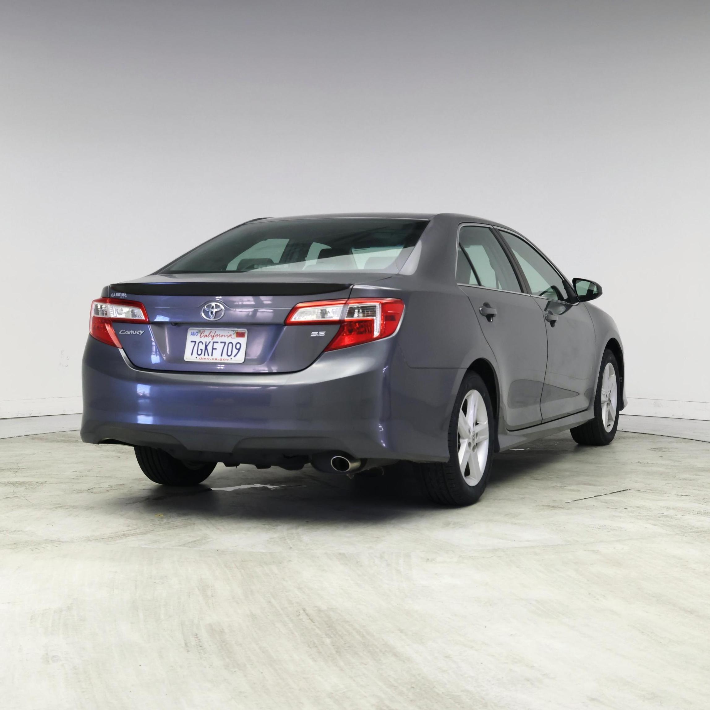 Thumbnail: 2014 Toyota Camry - 8